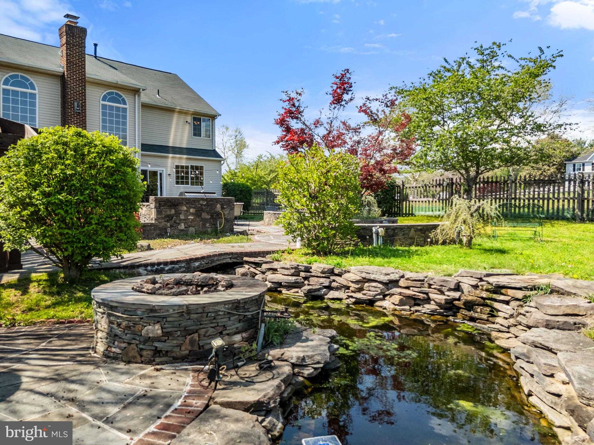 800 Valley Springs Dr photo 94