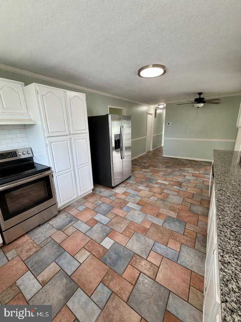 3582 Meadow Bridge Rd photo 7