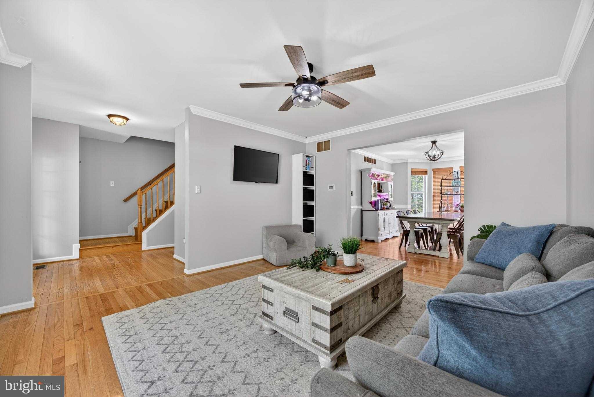 24 Basswood CT photo 8