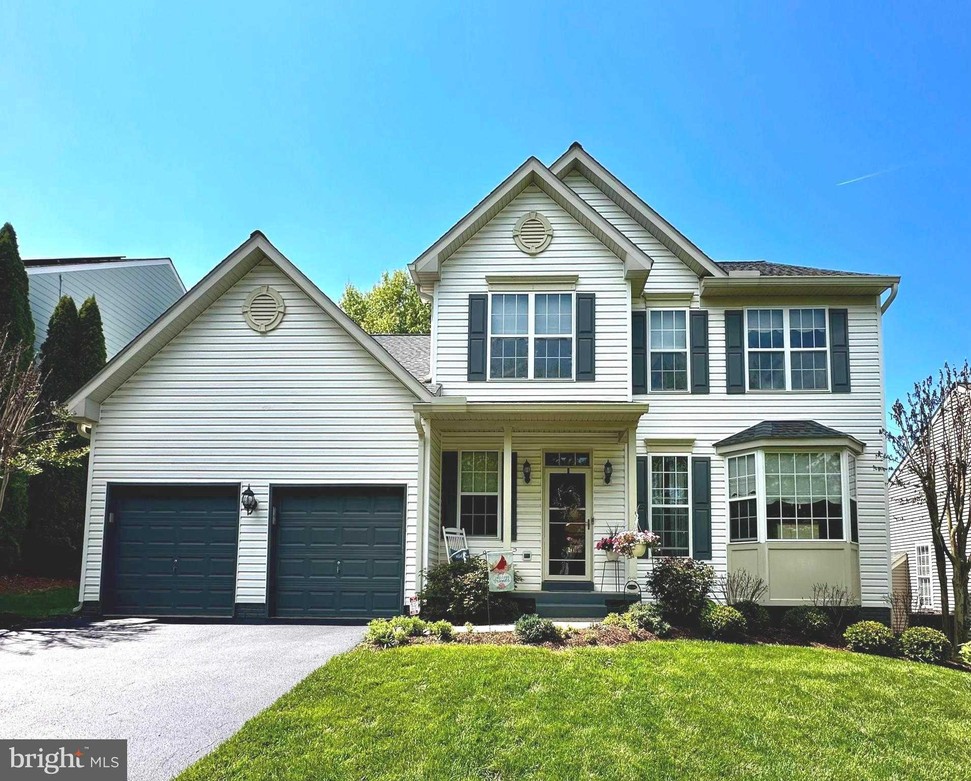 9004 Harris St photo 1