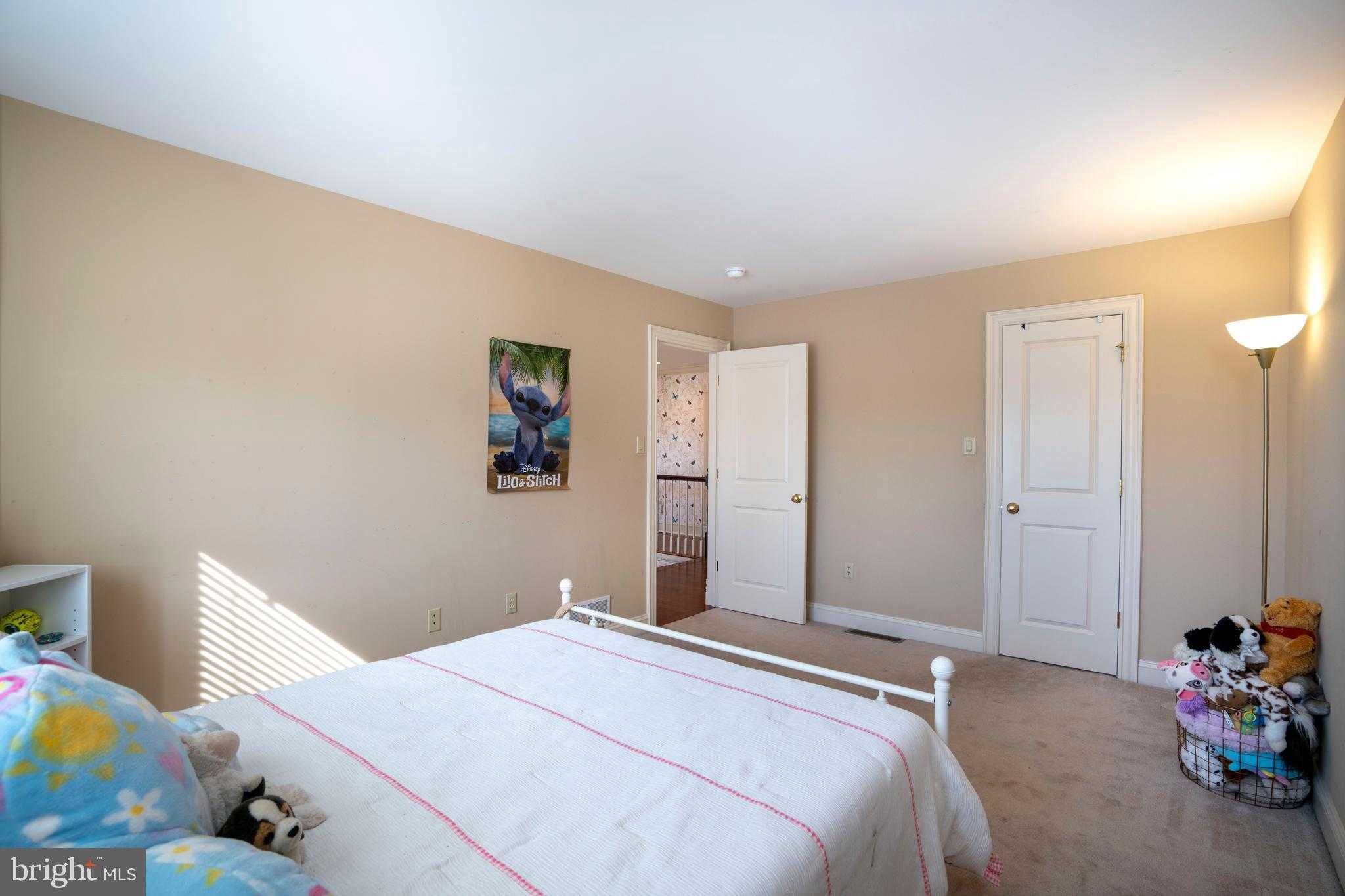 152 Gas Light Cir photo 64