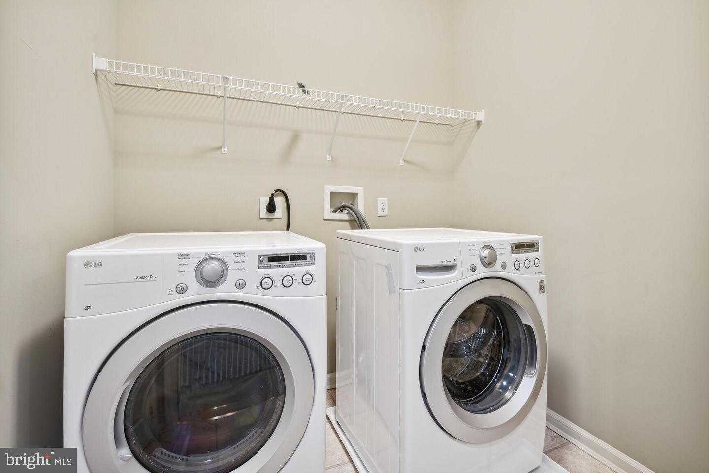 337 Main St photo 23