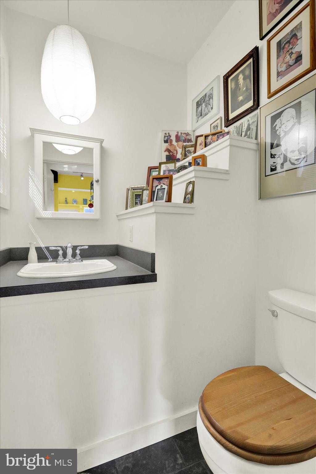 239 Lancaster Ave photo 17