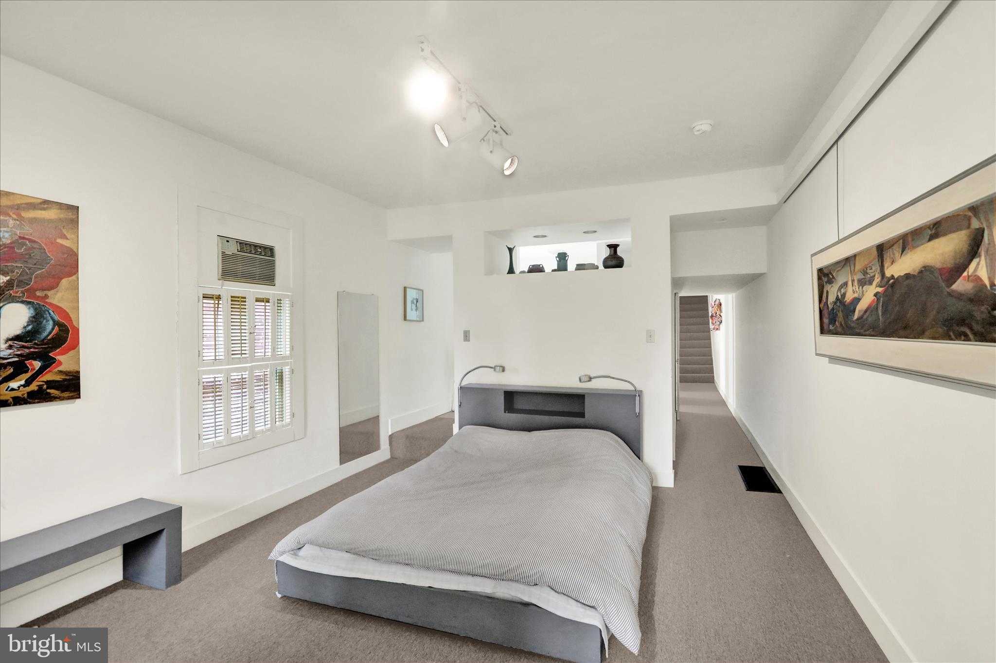 239 Lancaster Ave photo 25