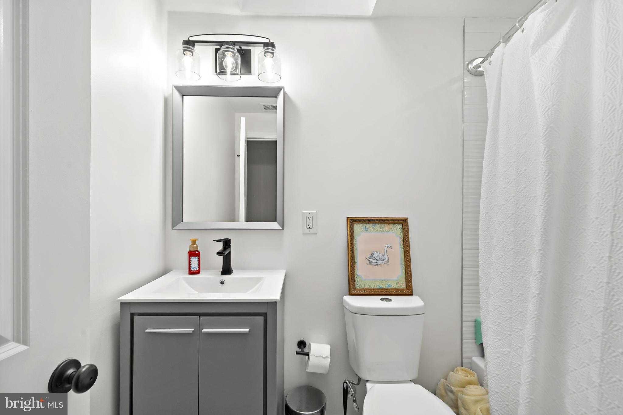 510 Poplar St photo 13