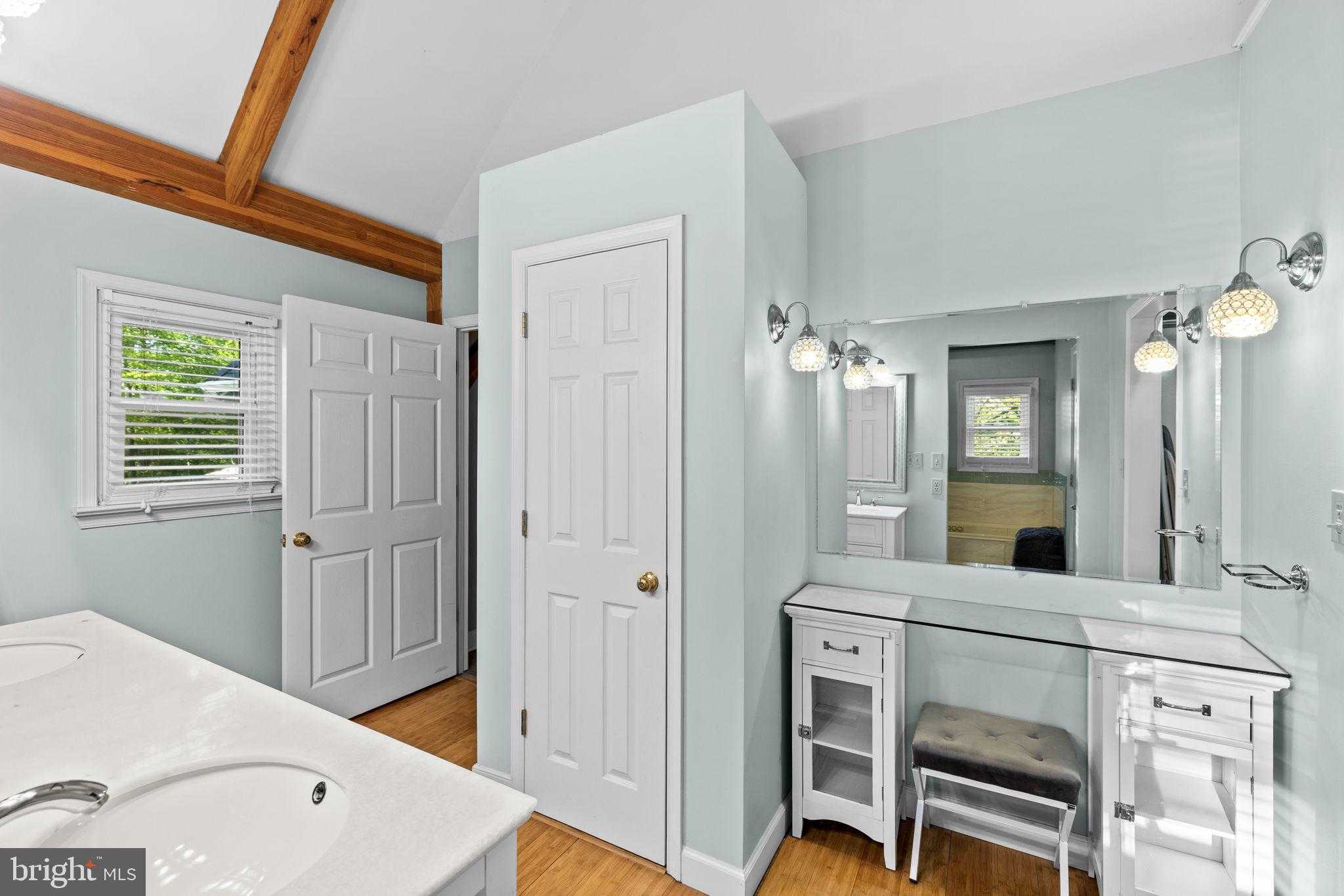 6406 Carter Ln photo 45