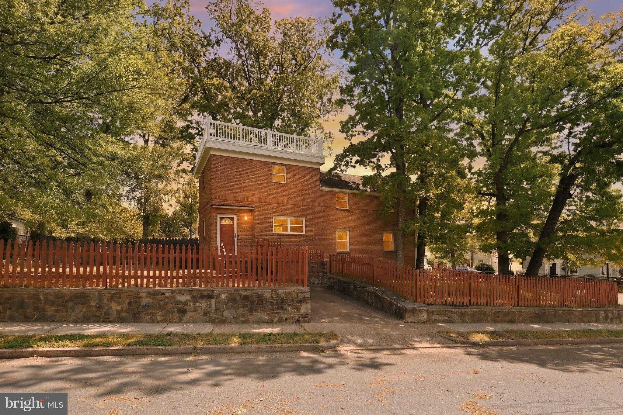 5149 11th St S, Arlington