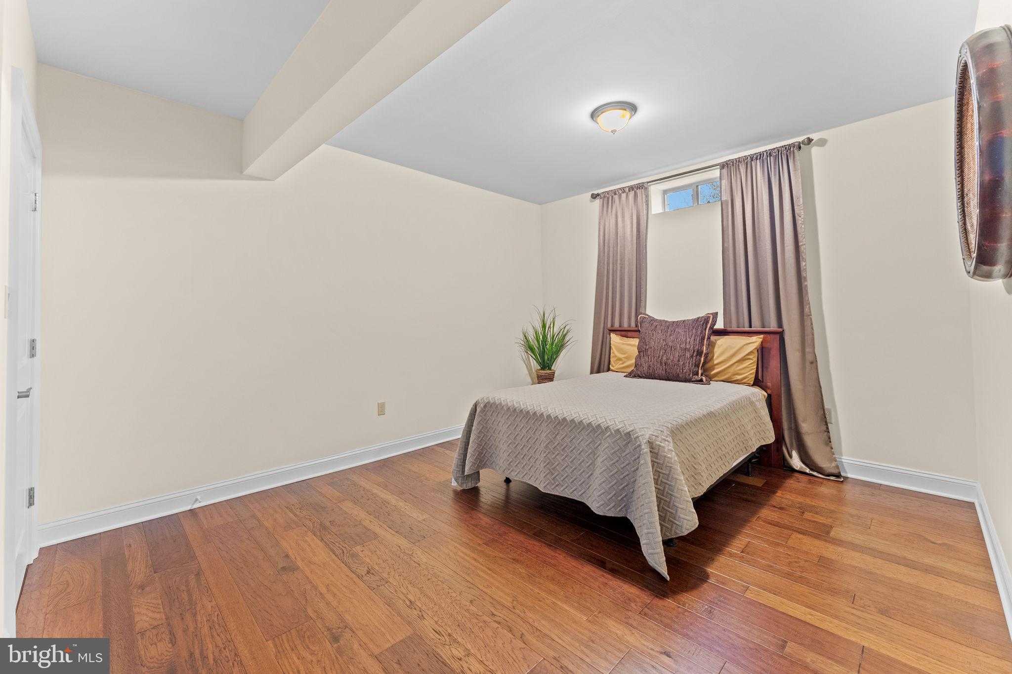 521 Church Rd photo 31