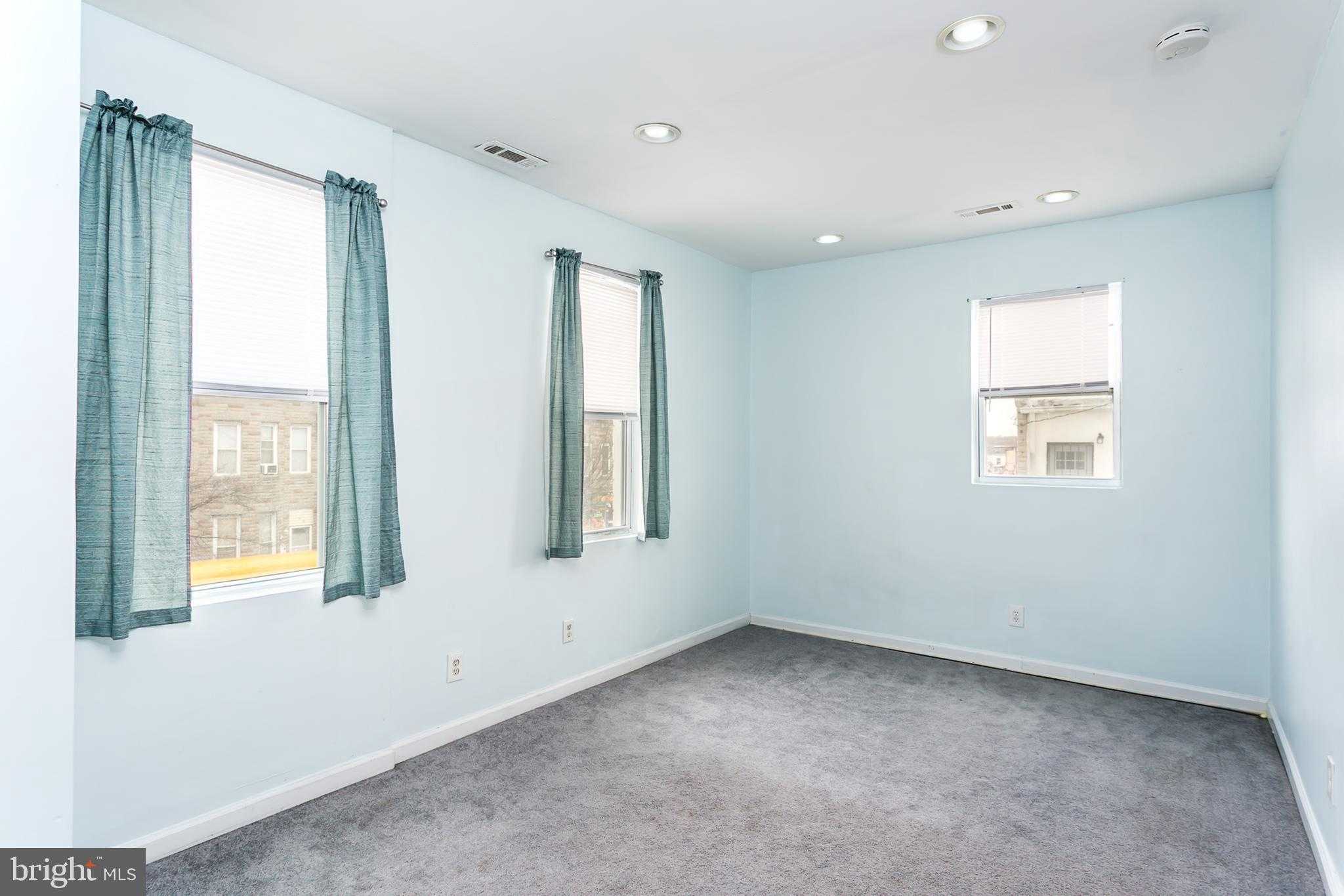 3400 Mount Pleasant Ave photo 9