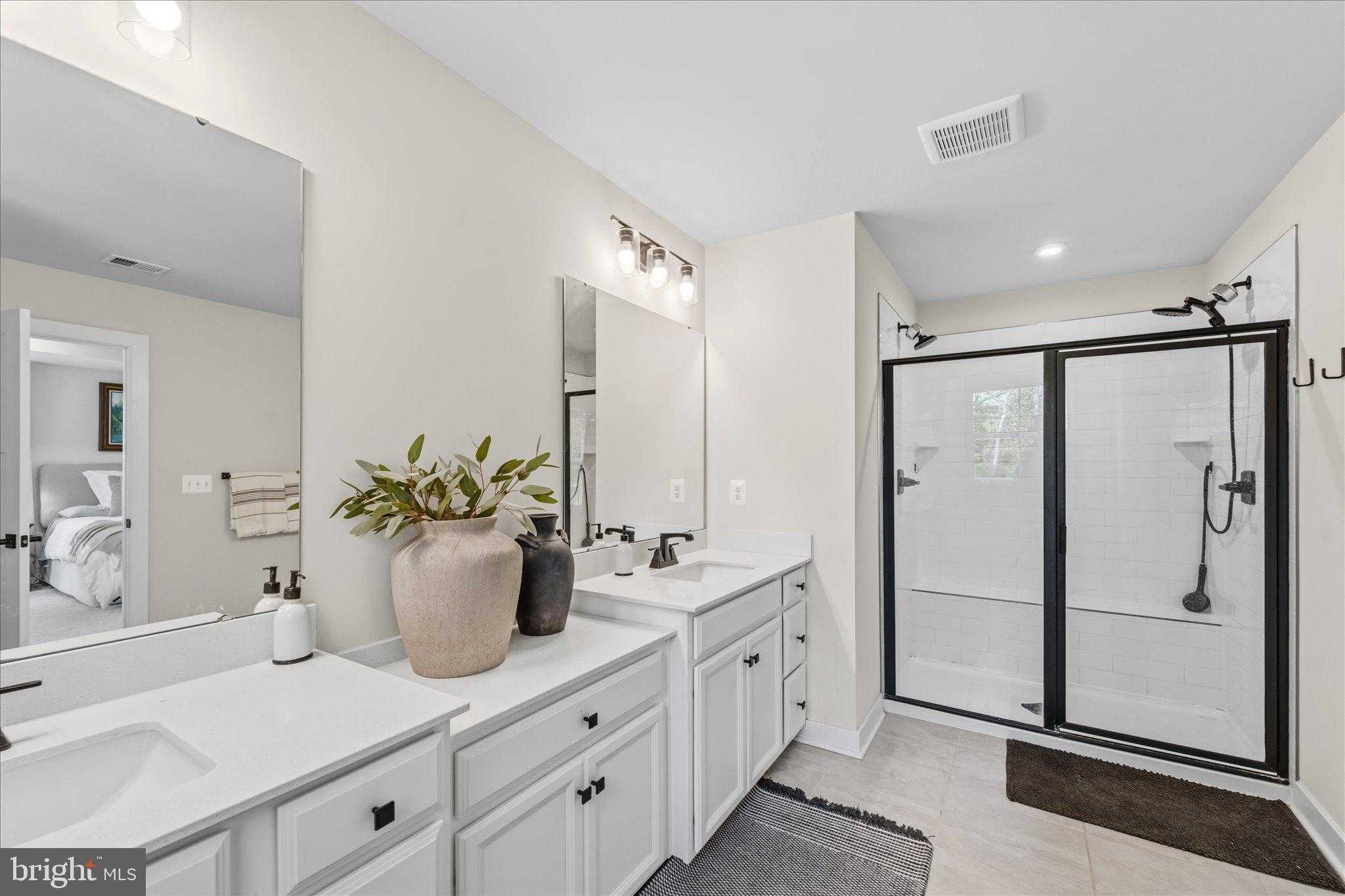 2008 Woodstock St photo 29