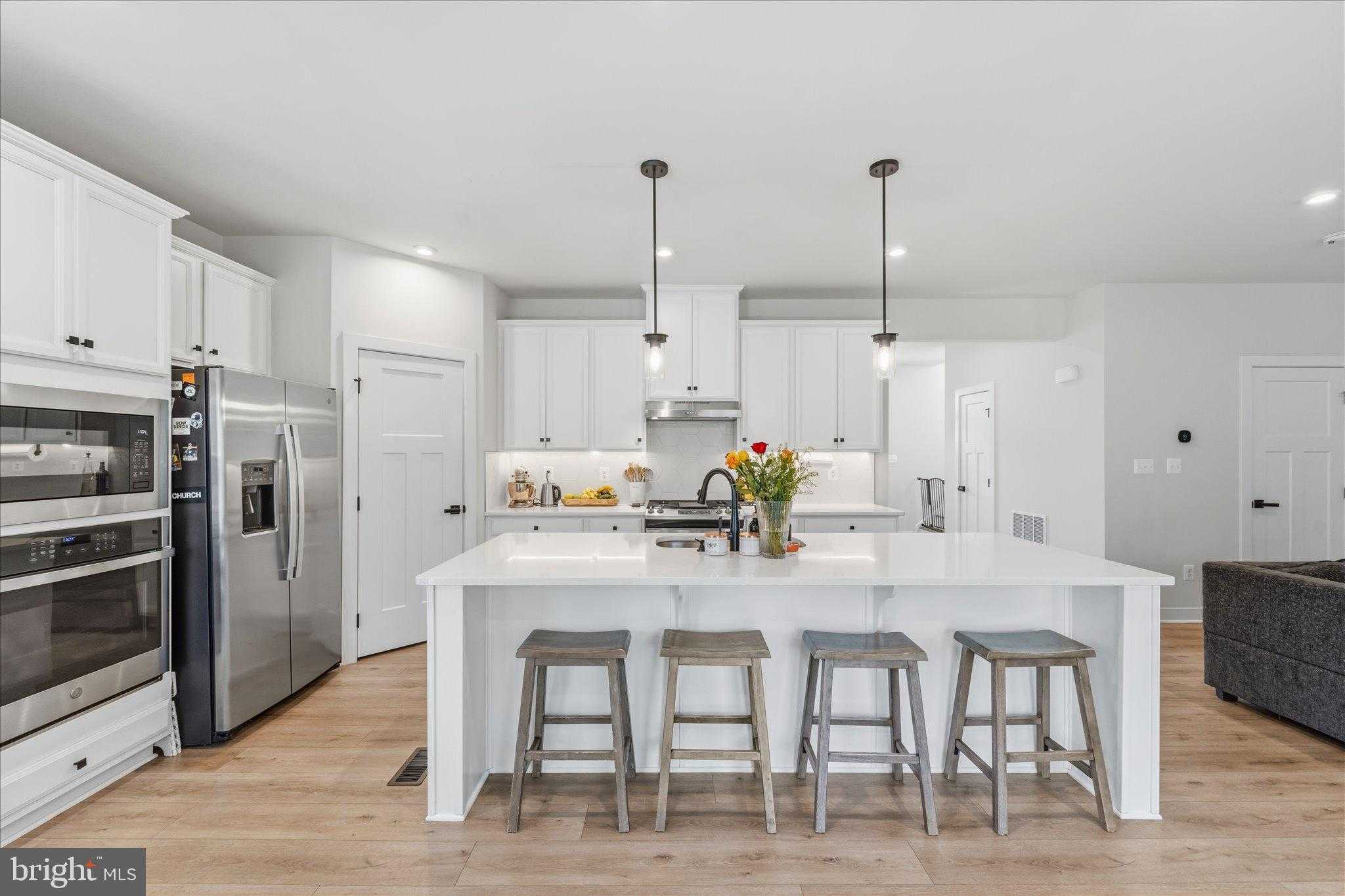 2008 Woodstock St photo 6