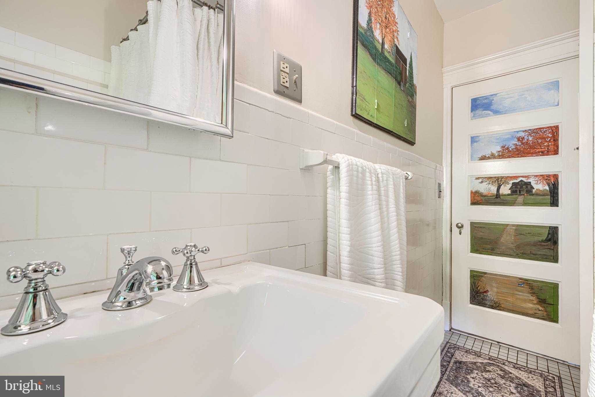 207 Hawthorne Rd photo 61