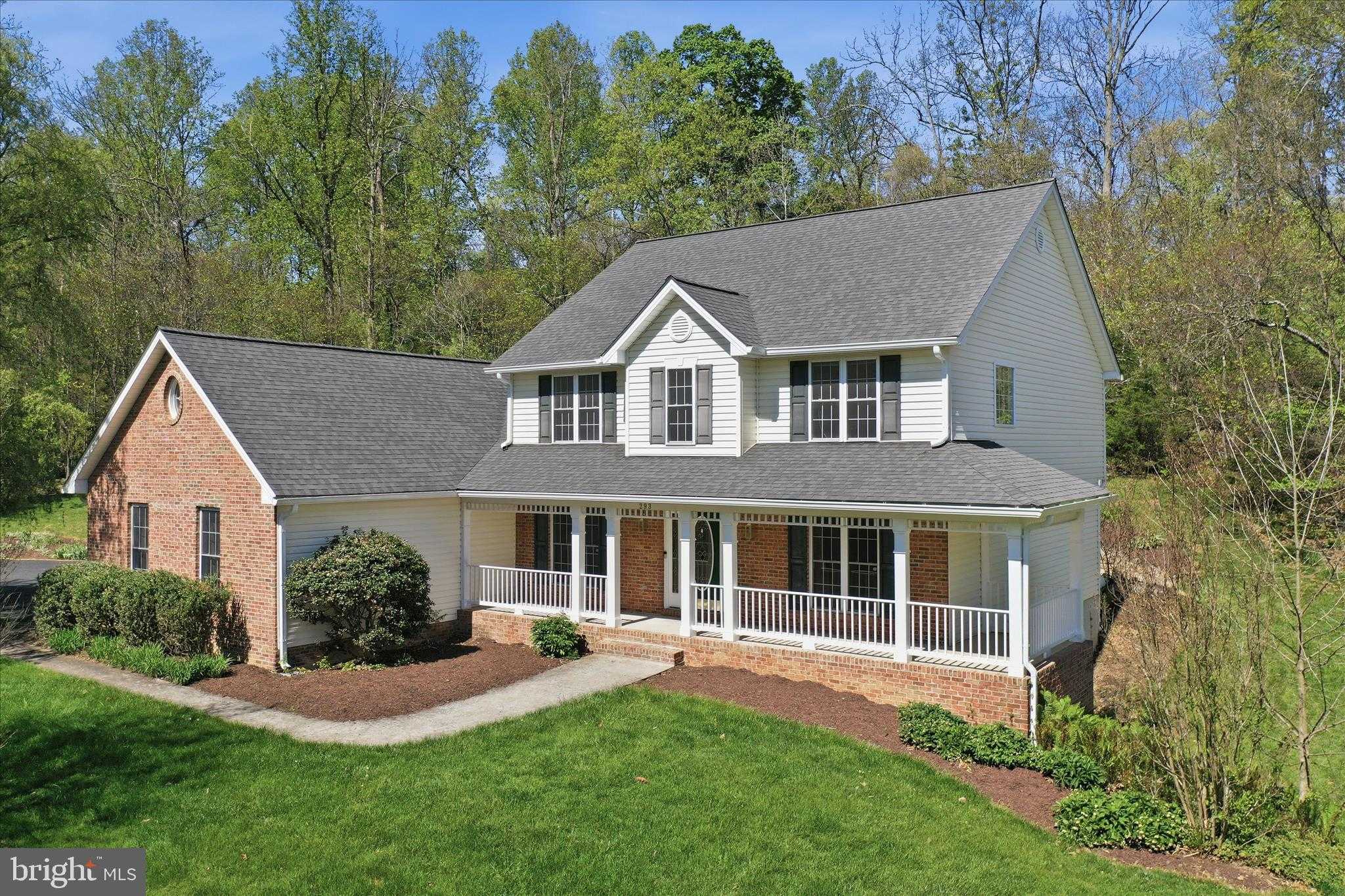 293 Skylar Lanes Way, Winchester