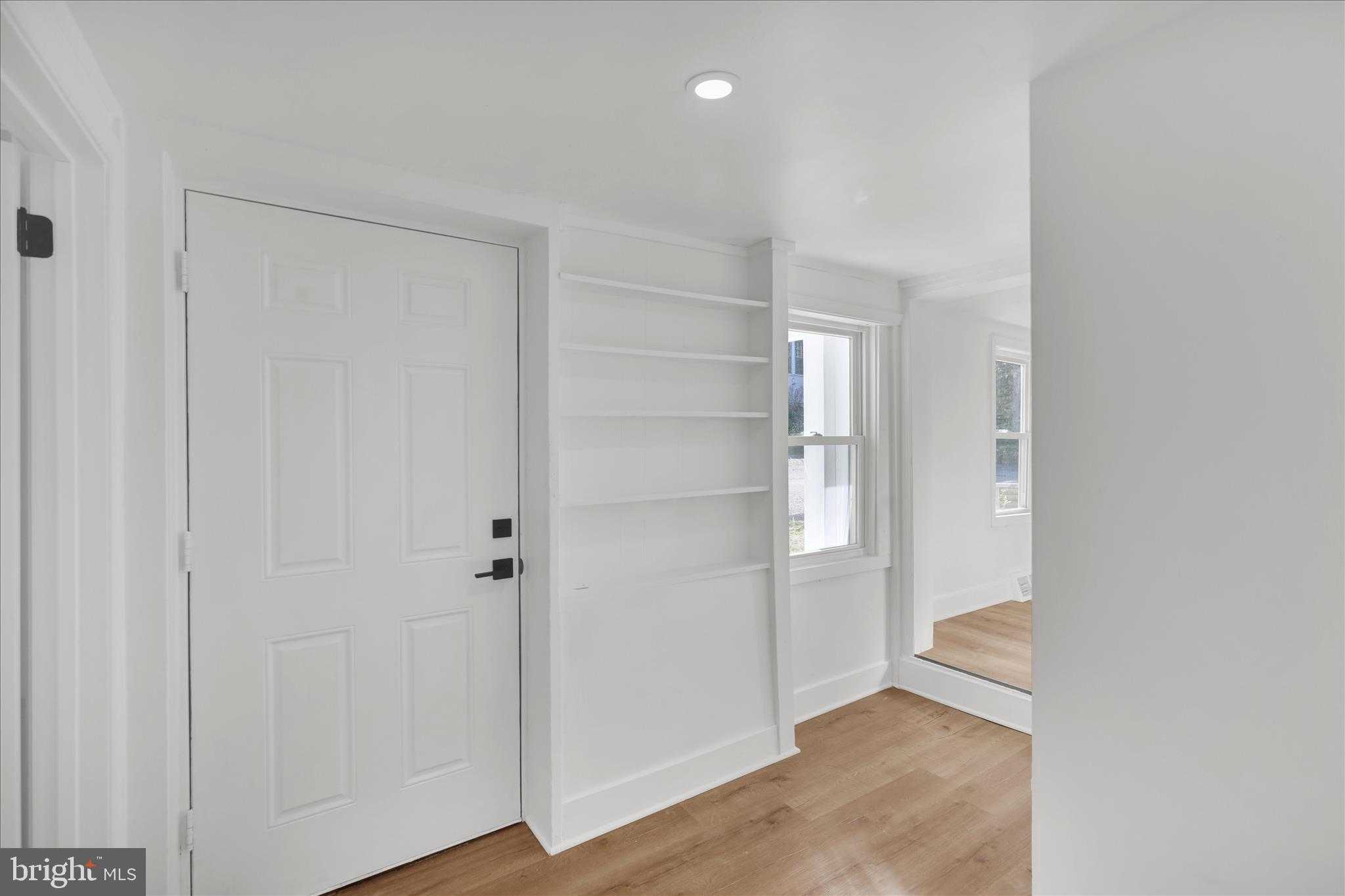 40 W Birch St photo 8