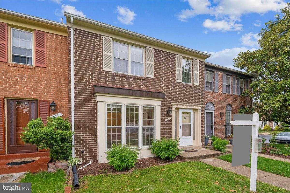 2047 Featherwood St, Silver Spring