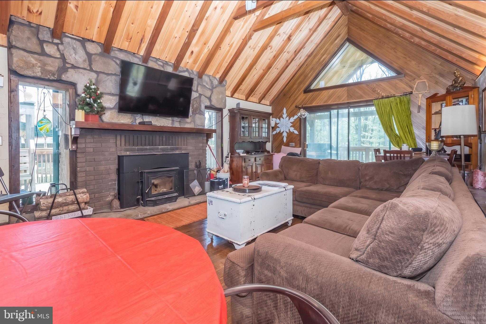 827 Penn Point Rd photo 28