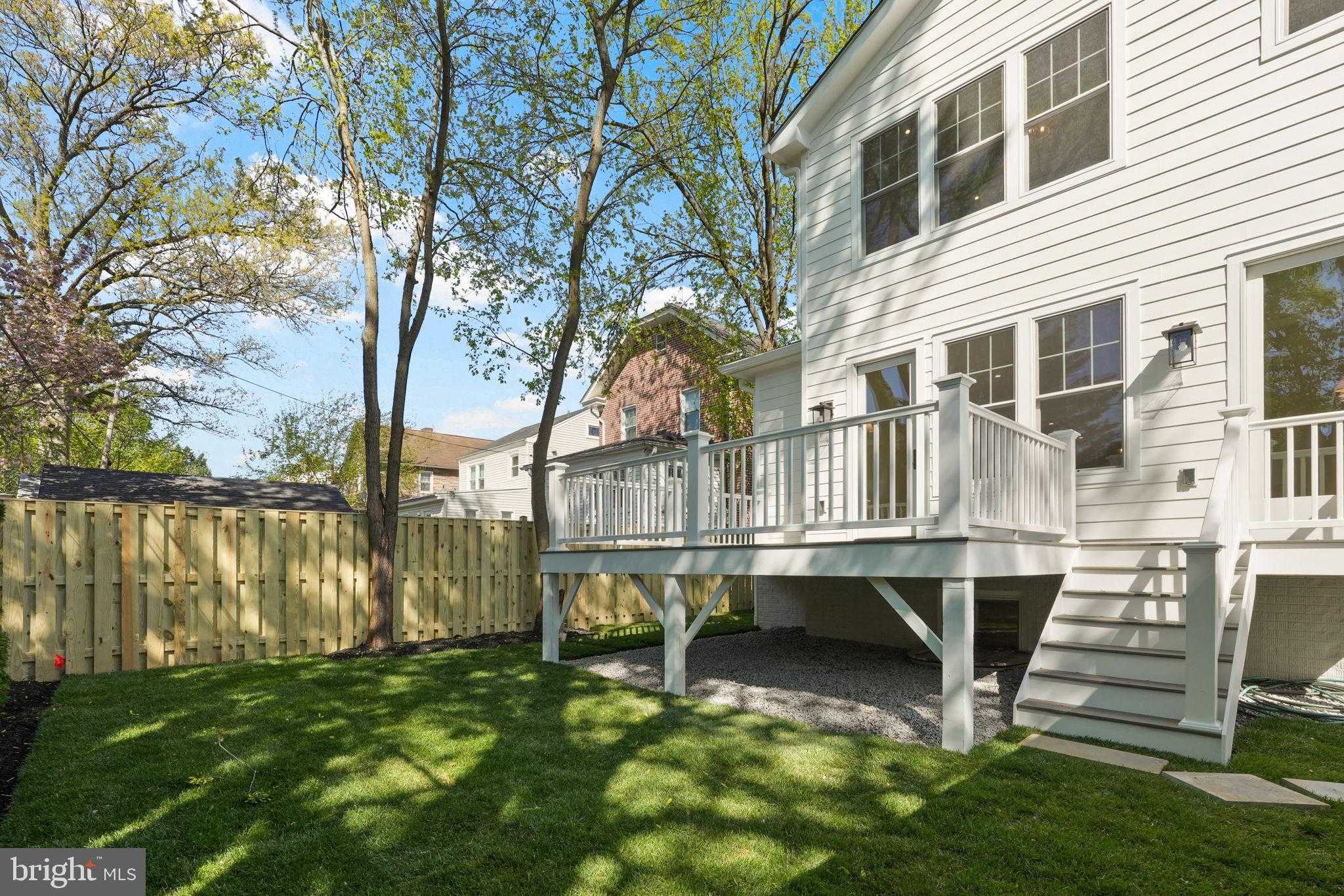 22 W Spring St photo 53