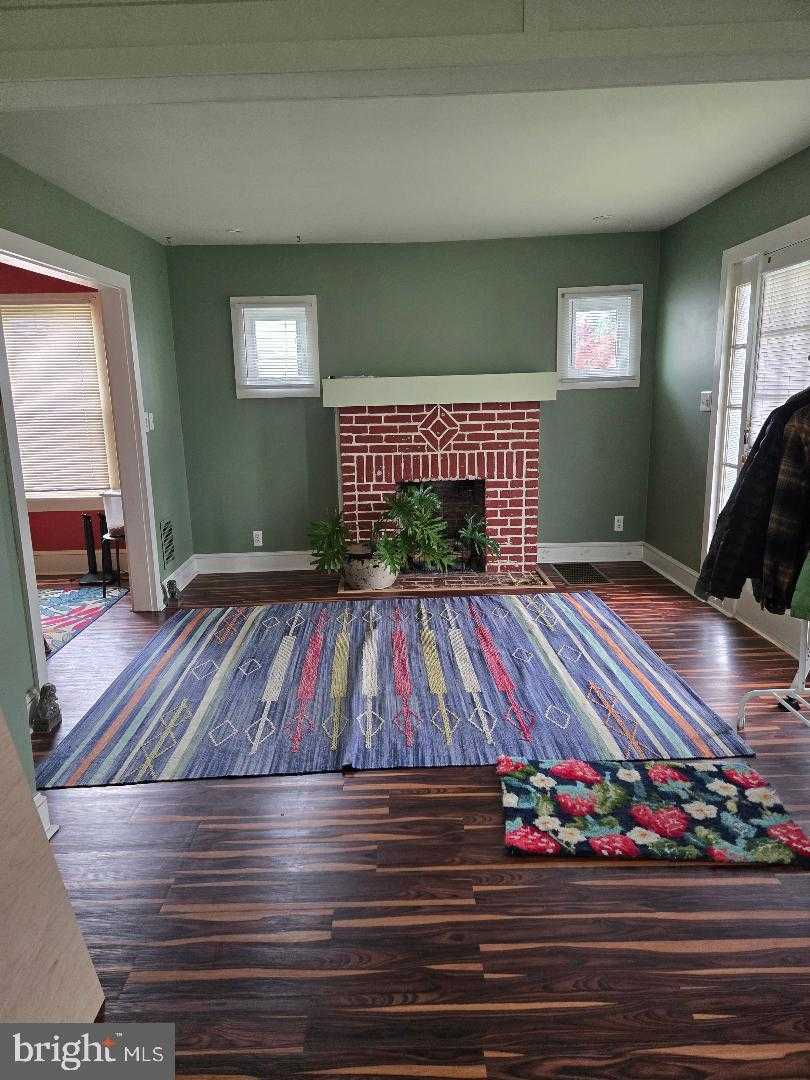 424 Woodlawn Ave, Willow Grove