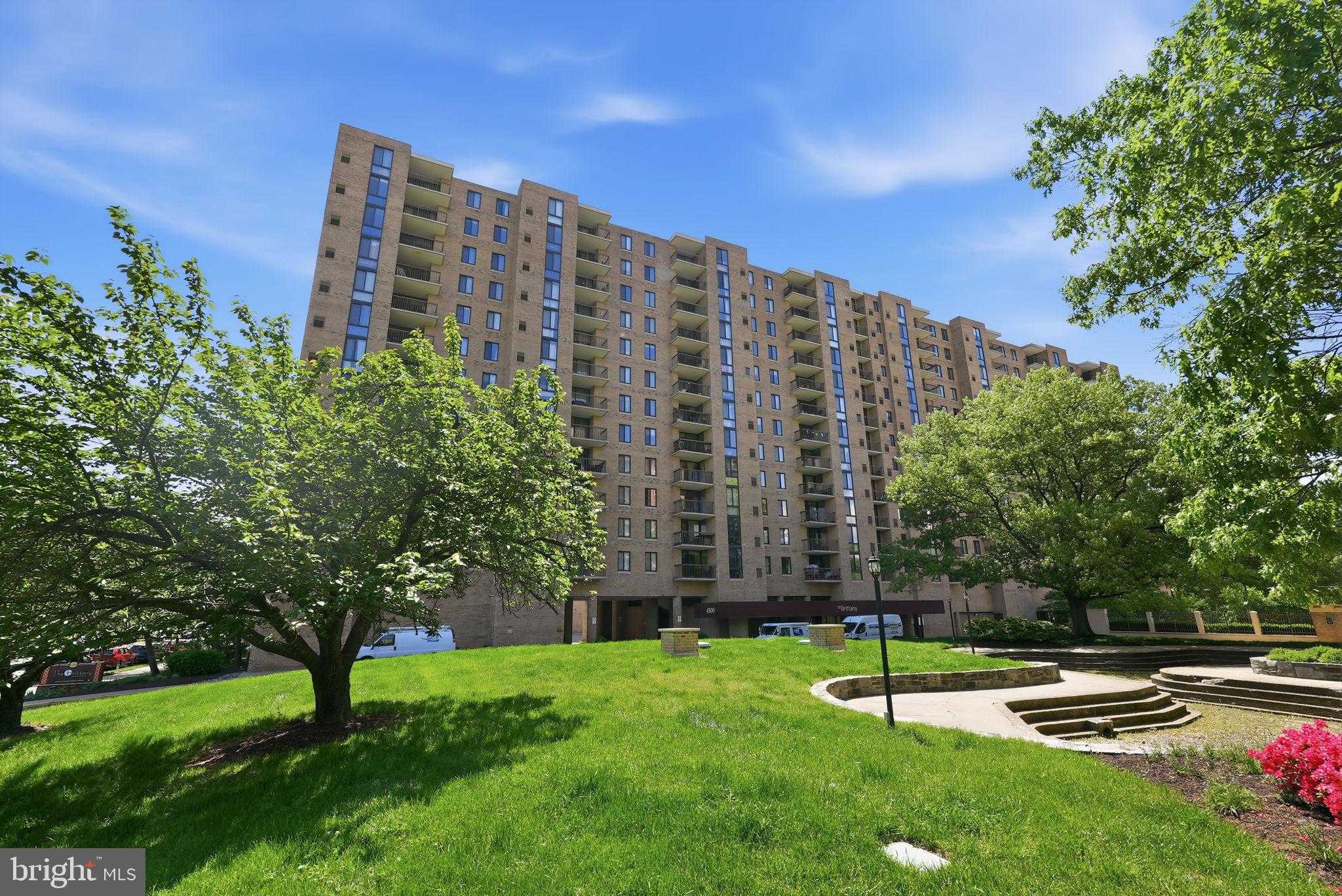 4500 S Four Mile Run Dr Apt 505, Arlington