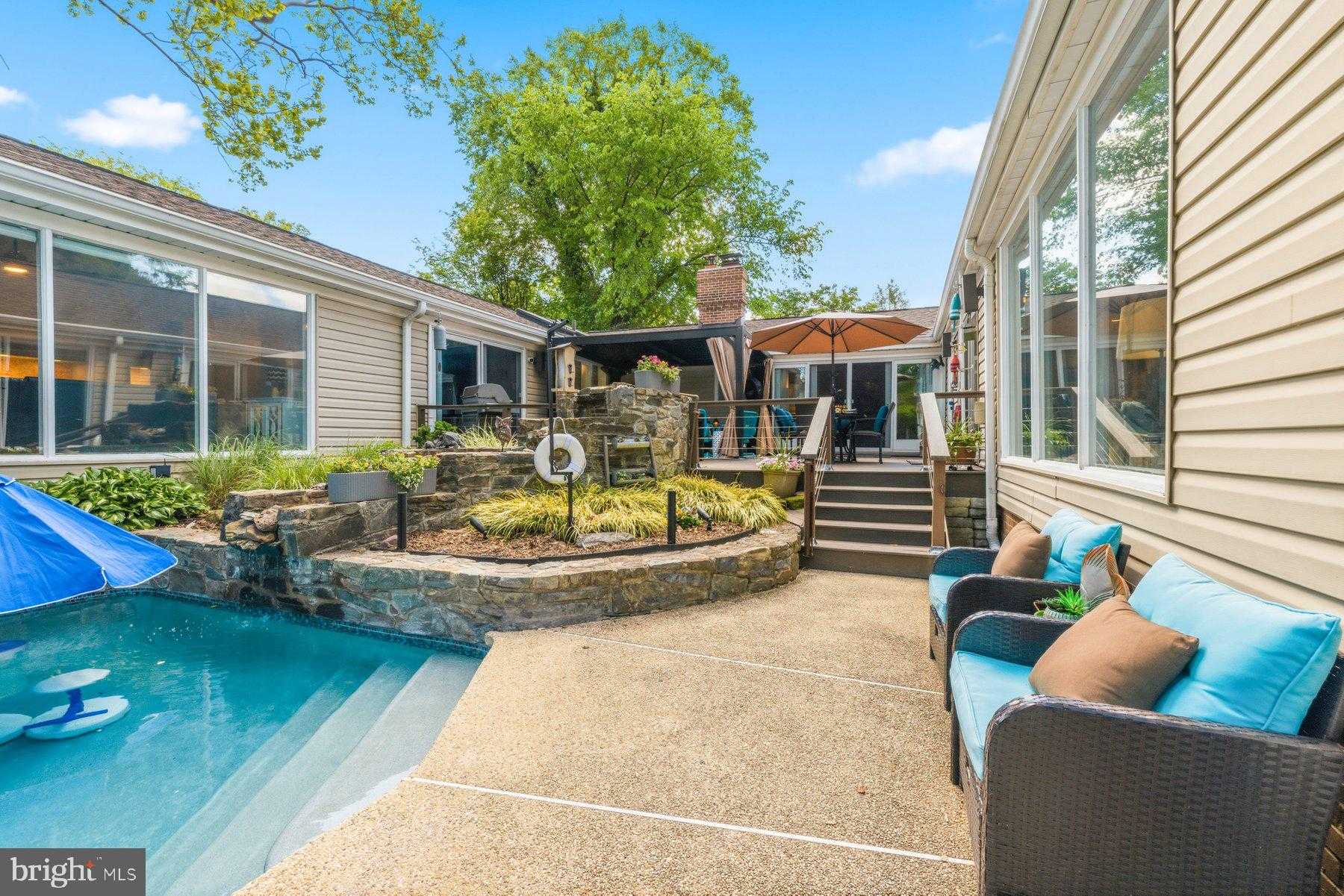 3707 E West Hwy photo 41