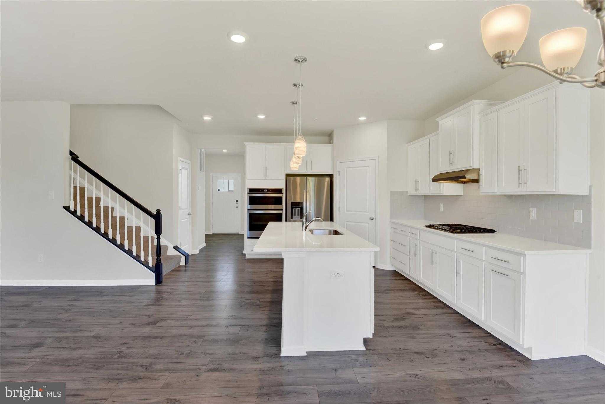 589 Friendship Rd photo 17