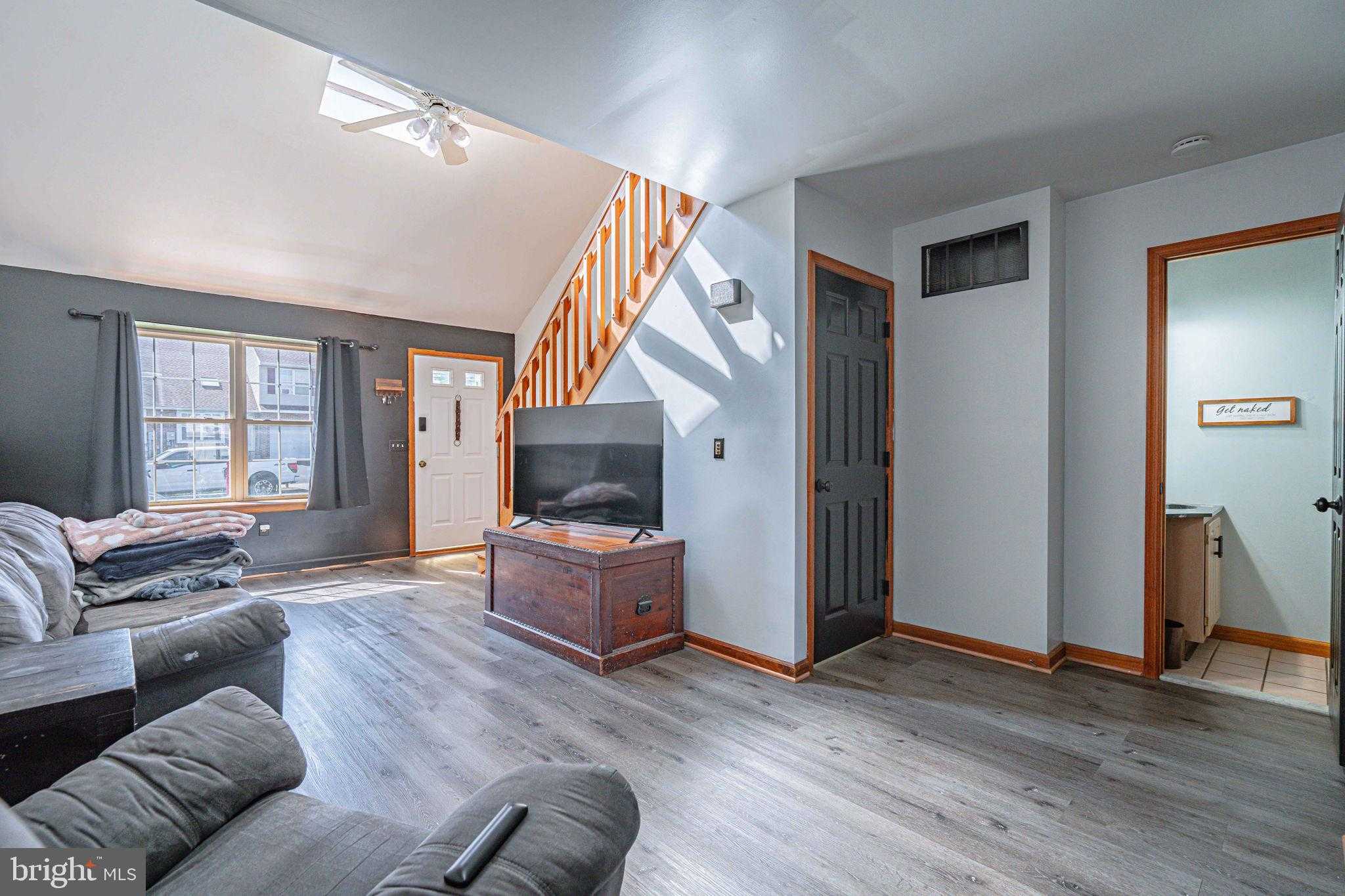 2725 Victoria Ln photo 8