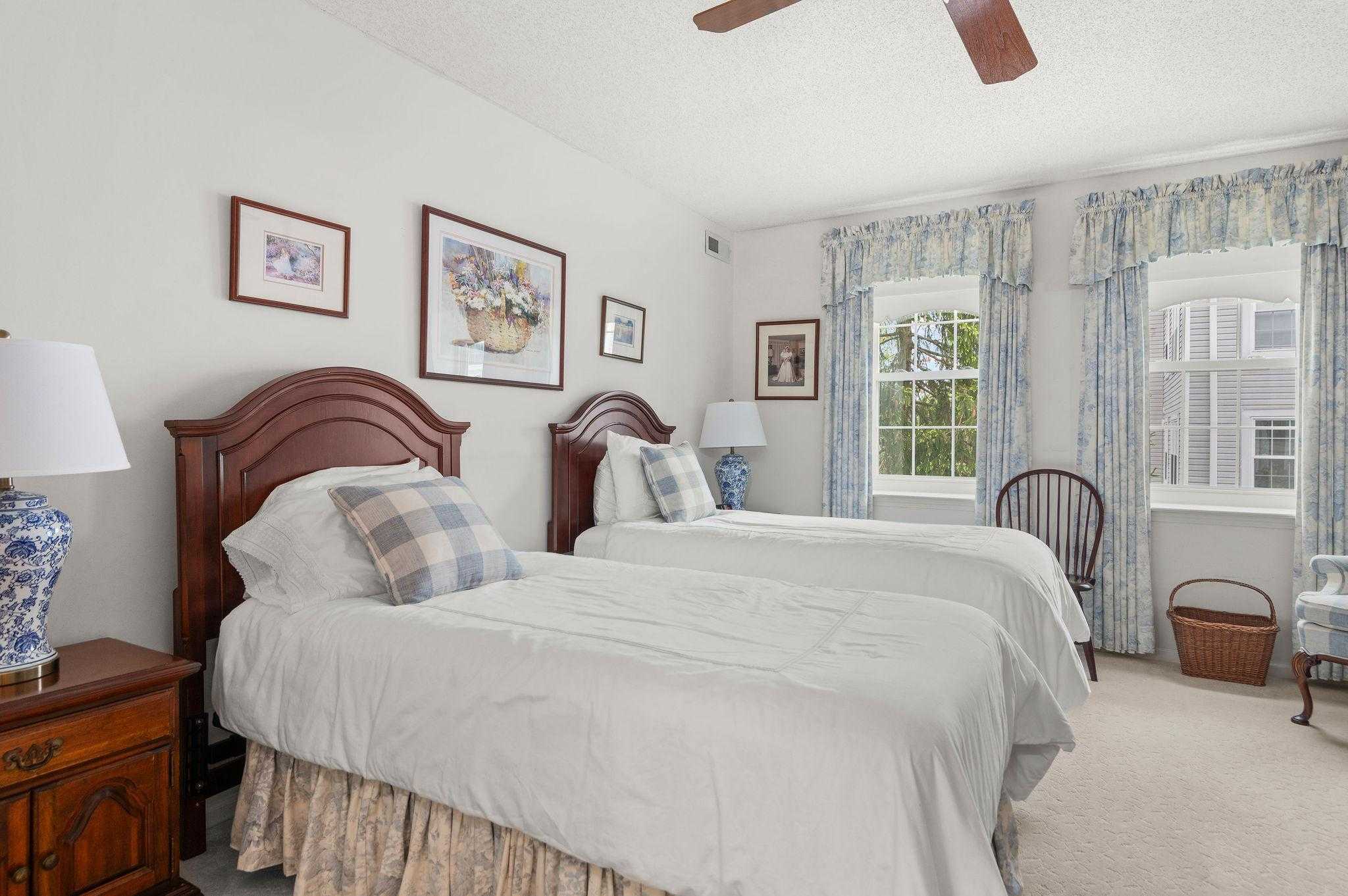 5209 Centennial Sta # 520 photo 13