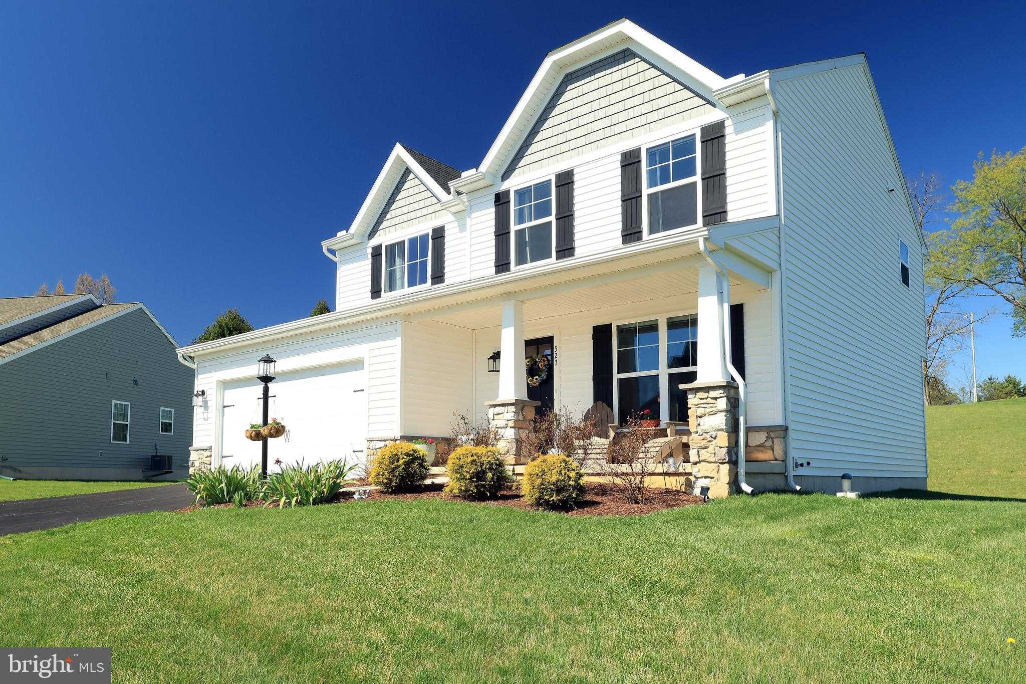 527 Fawn Valley Rd, State College