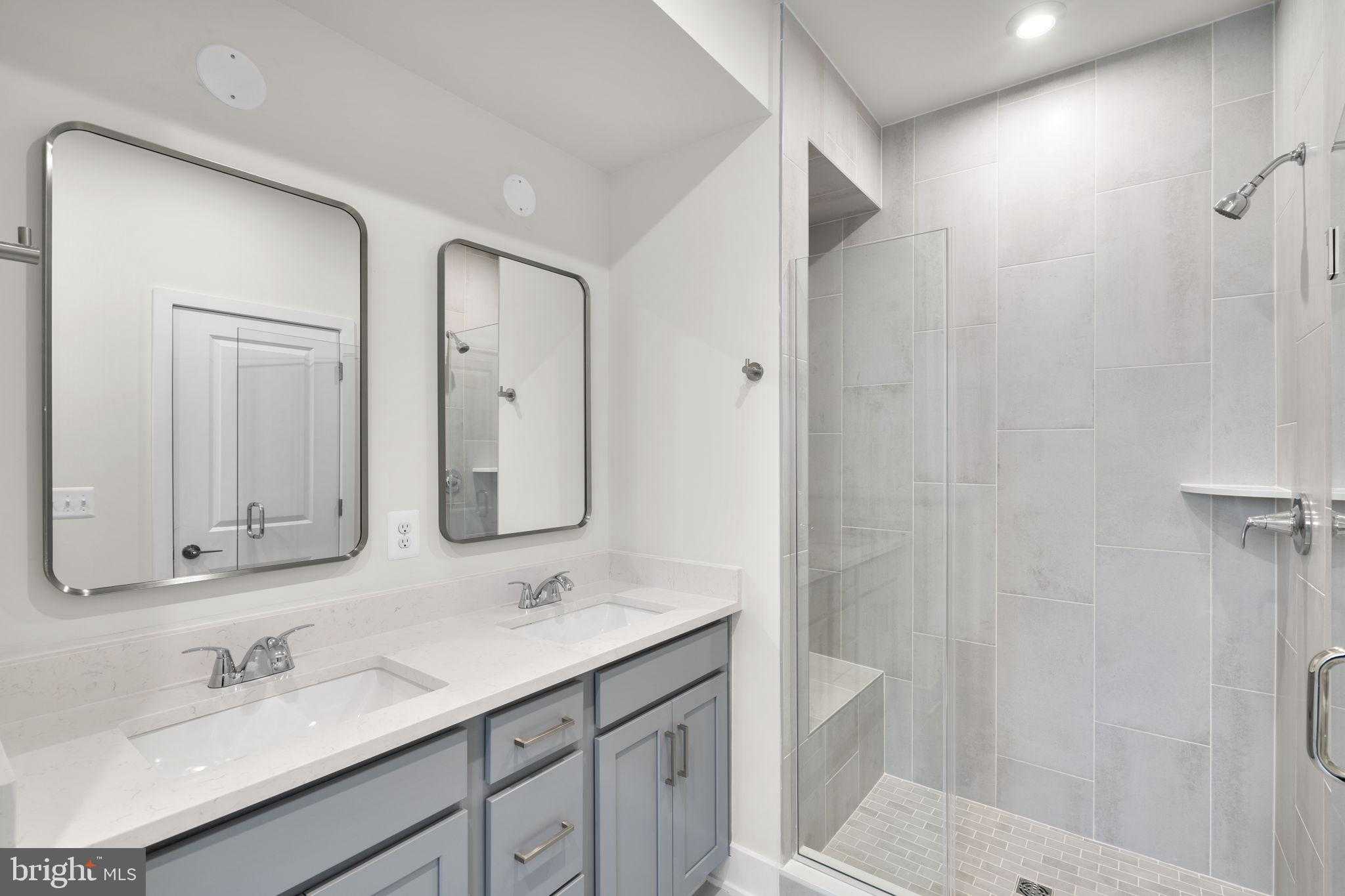 42145 Picasso Sq photo 22