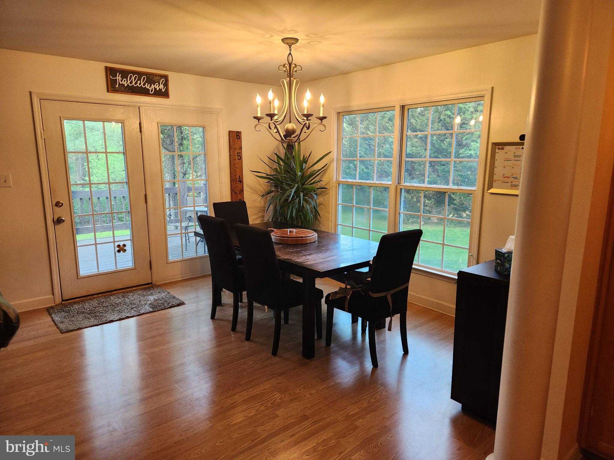 81 Cannon Dr photo 36