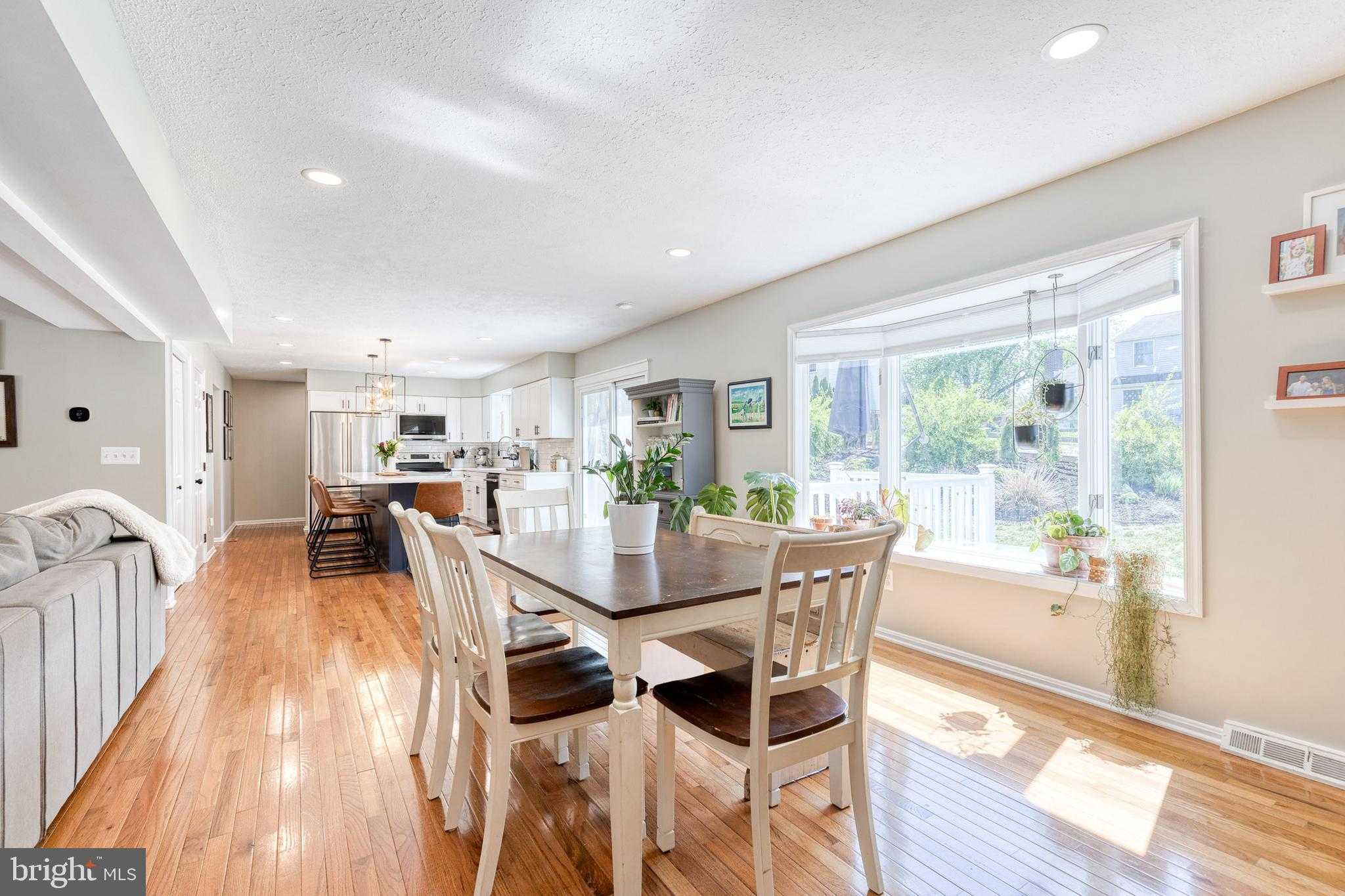 202 Regent Dr photo 18