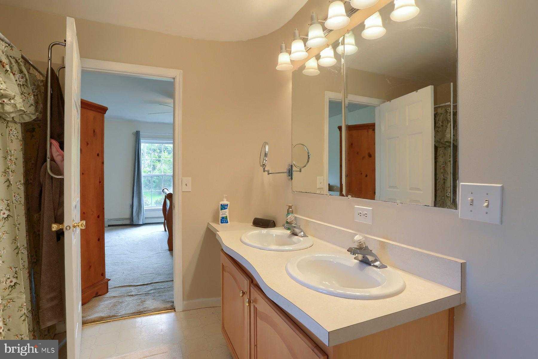 5402 Durham Rd photo 13