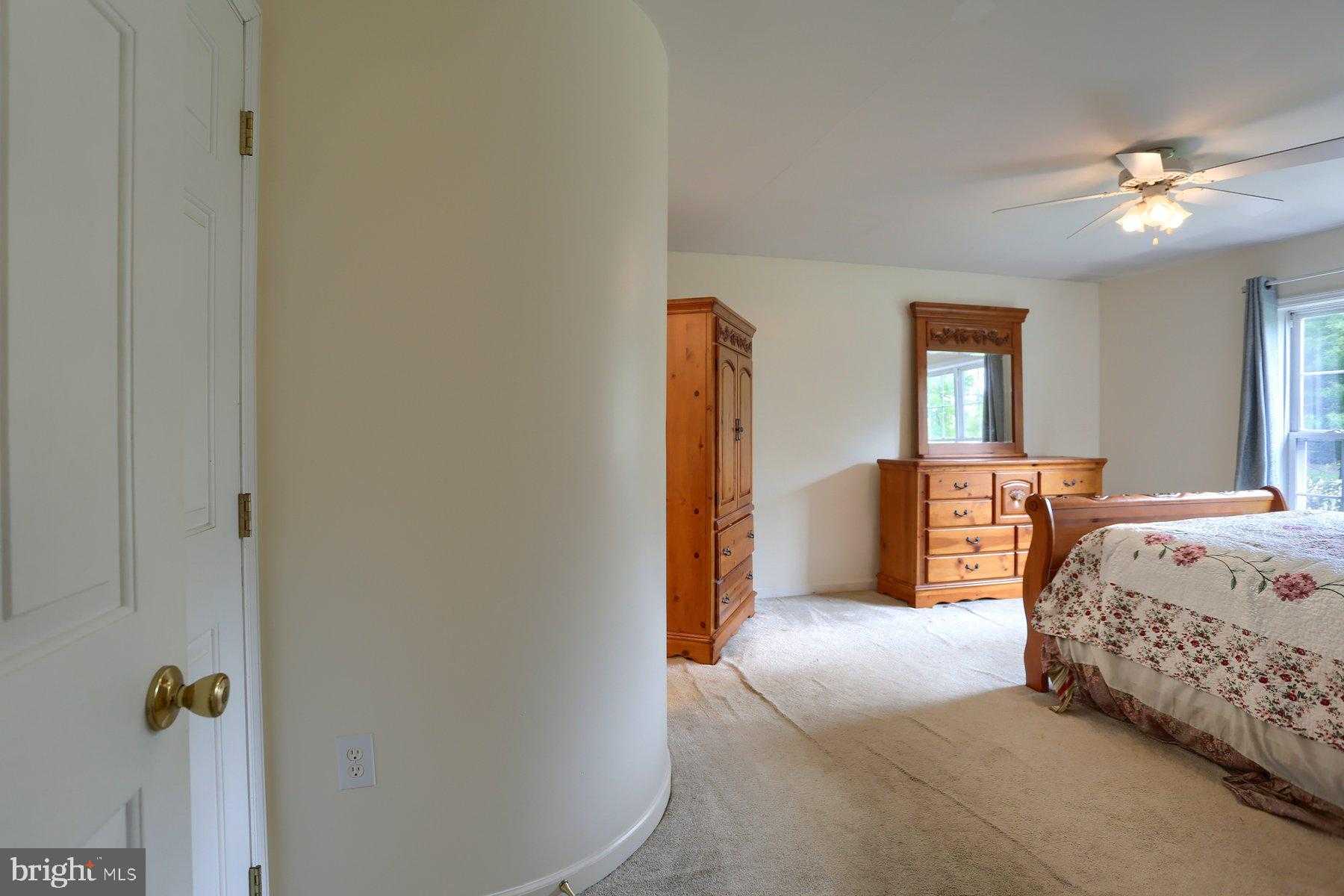 5402 Durham Rd photo 15