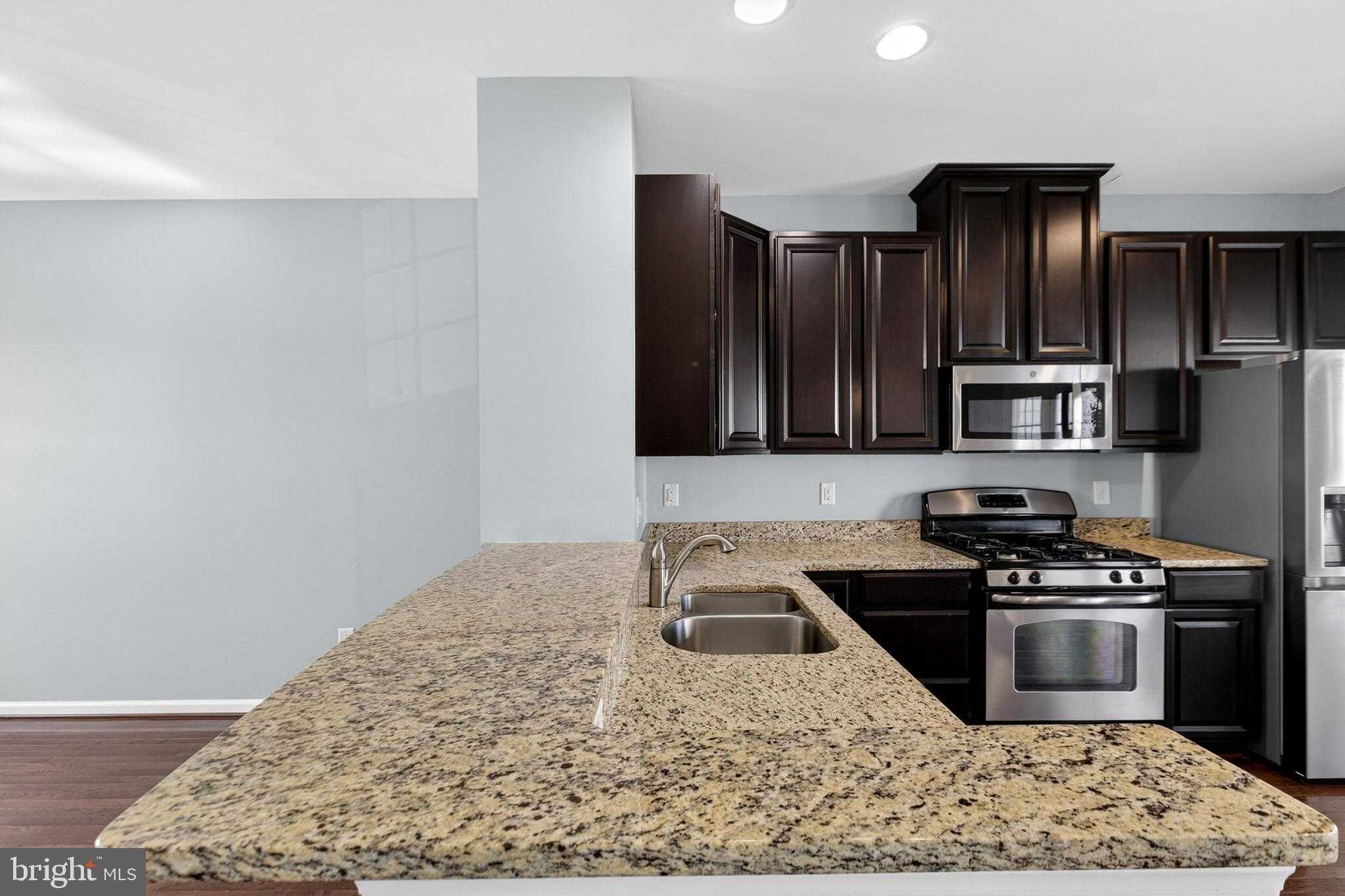 114 N Harner Blvd photo 14