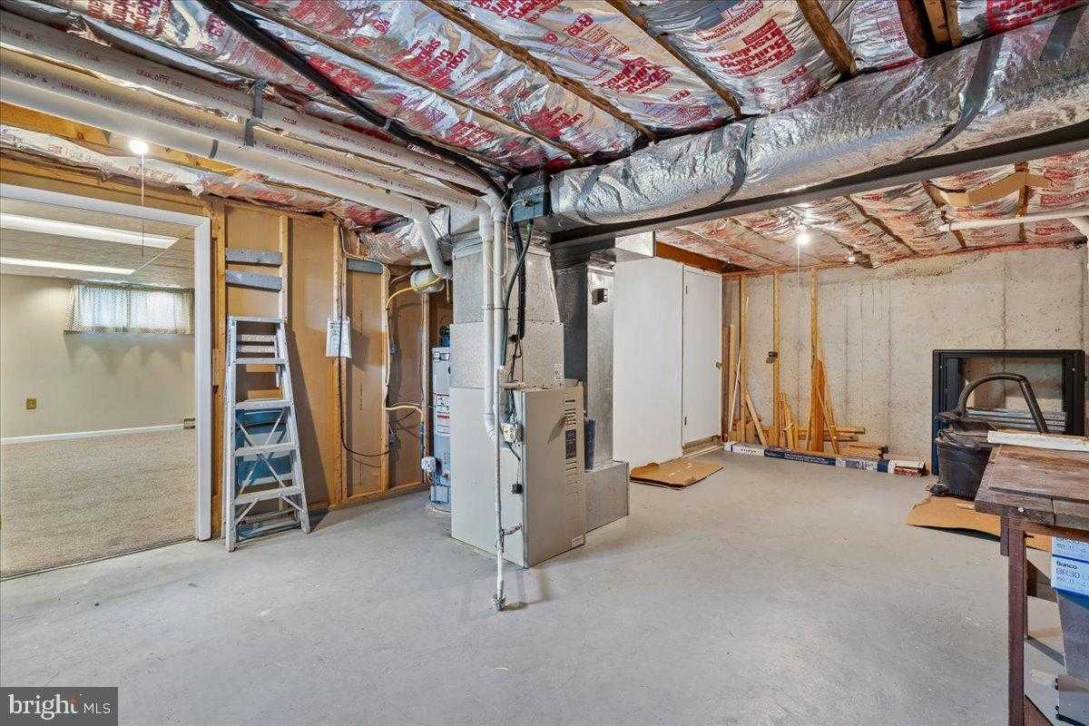 4661 Palomino CT photo 46