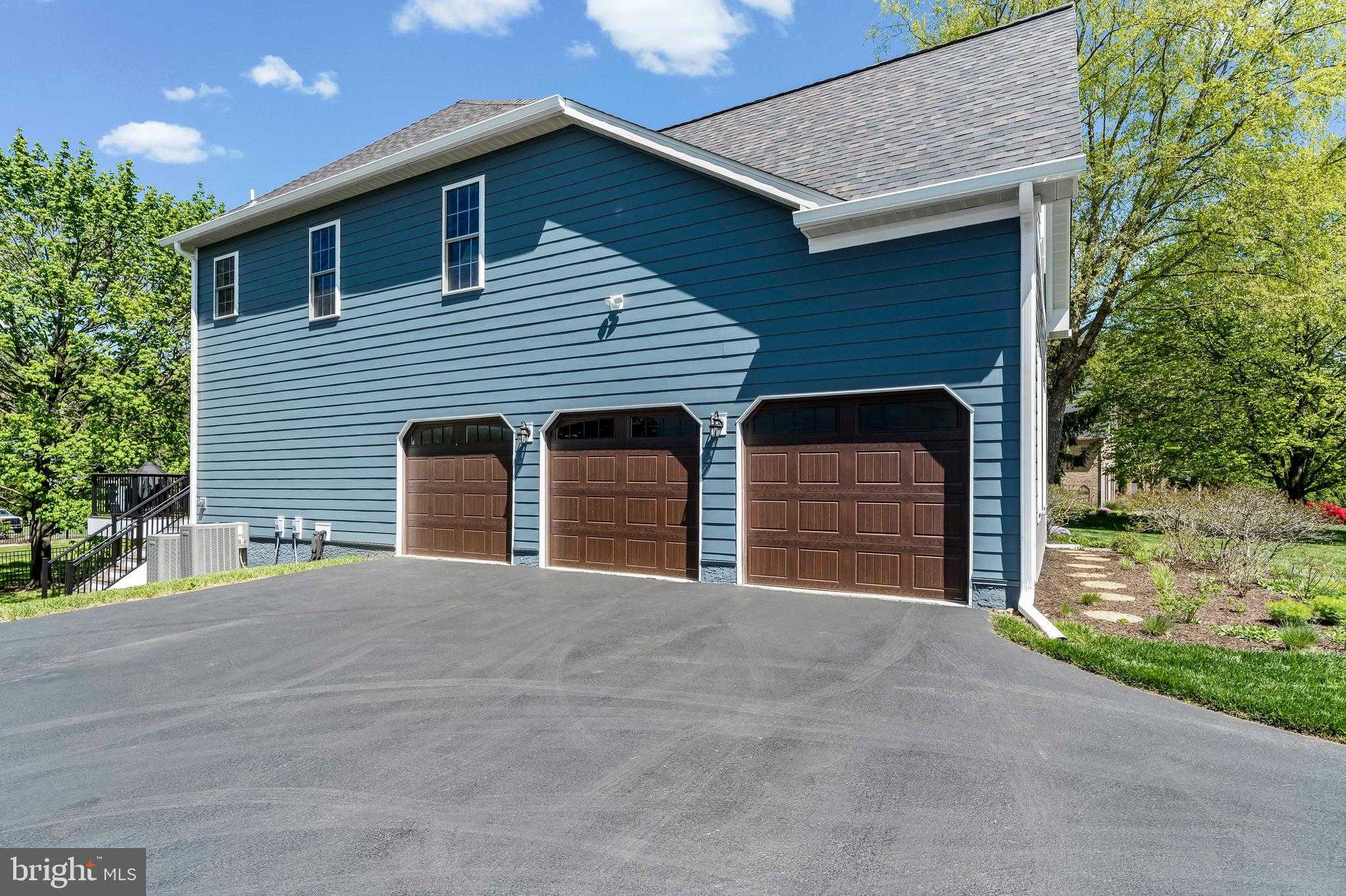 309 Rose Glen Ln photo 16