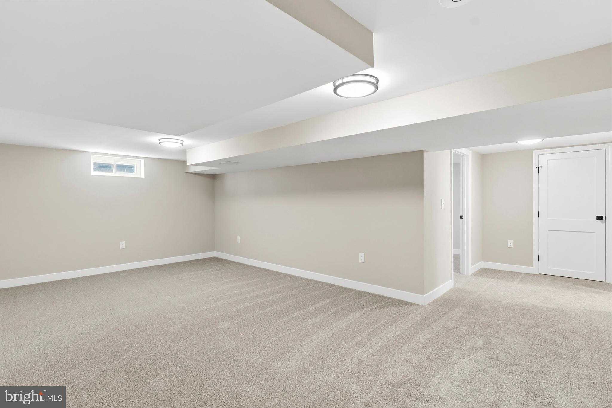 182 Lake Rd photo 17