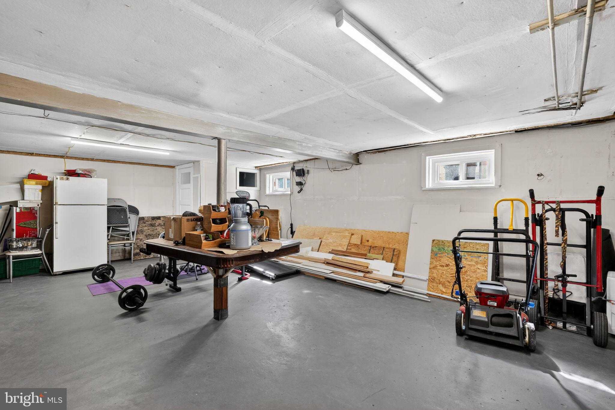 110 Mccormick Ave photo 30