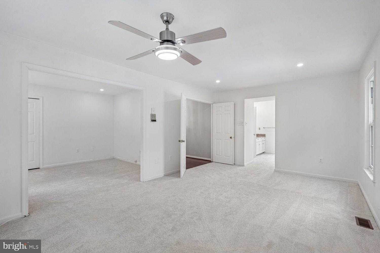 1932 Olivine CT photo 36