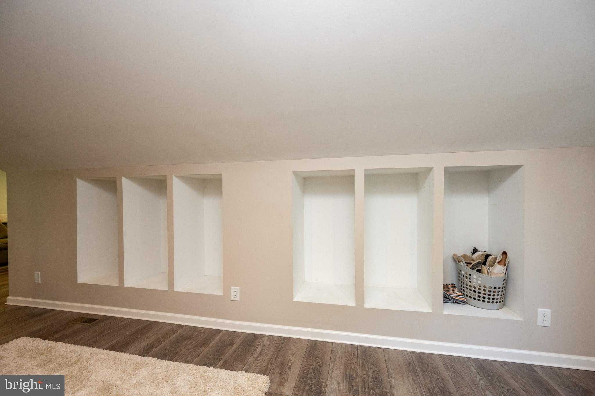 2250 Hoyes Run Rd photo 73