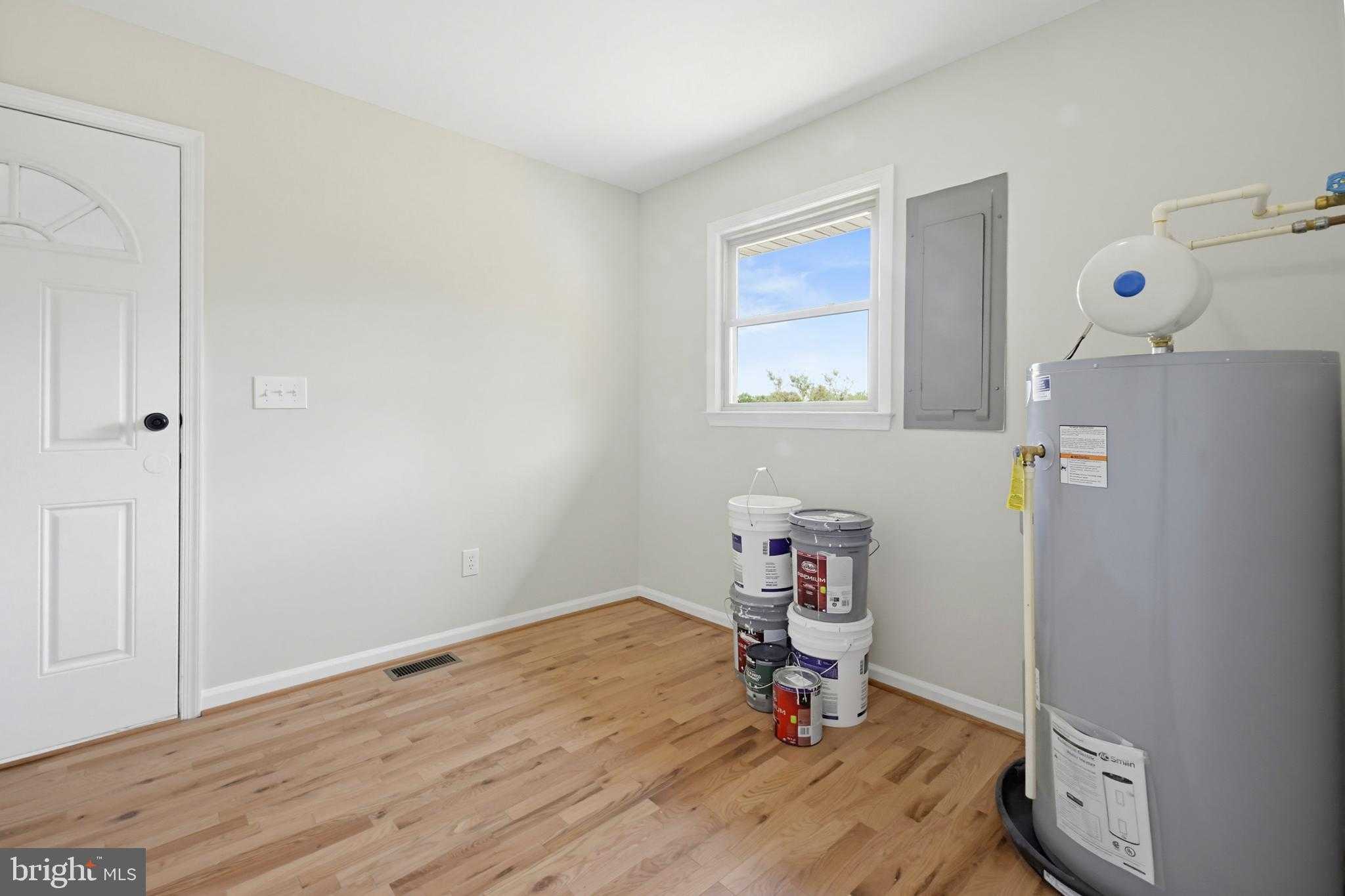 4014 Bonnie Brae CT photo 23