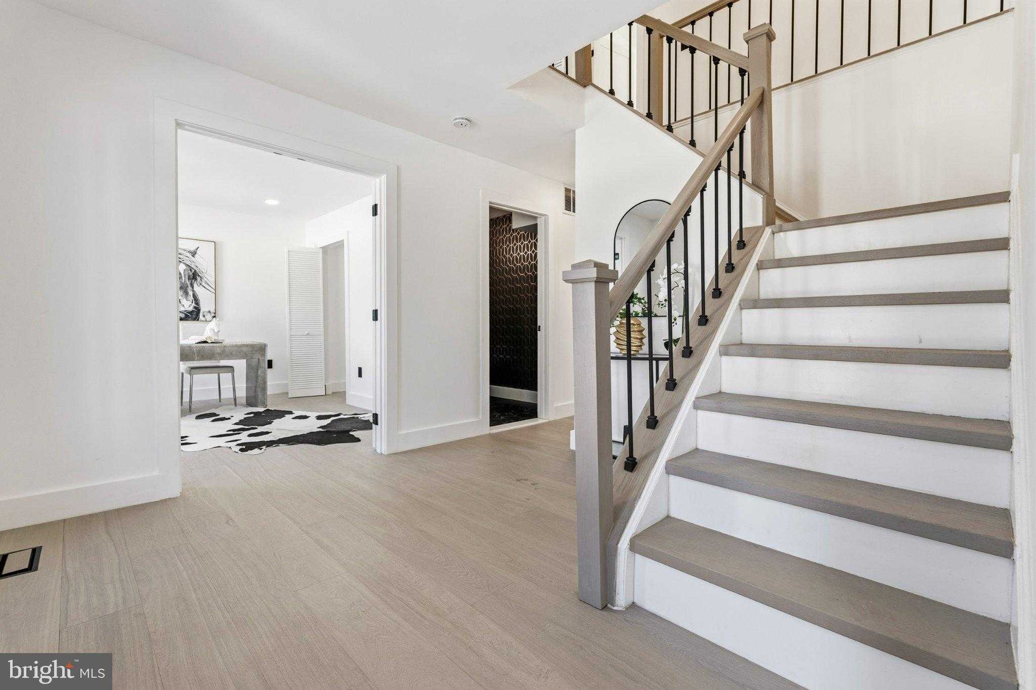 12011 Meadowville CT photo 5