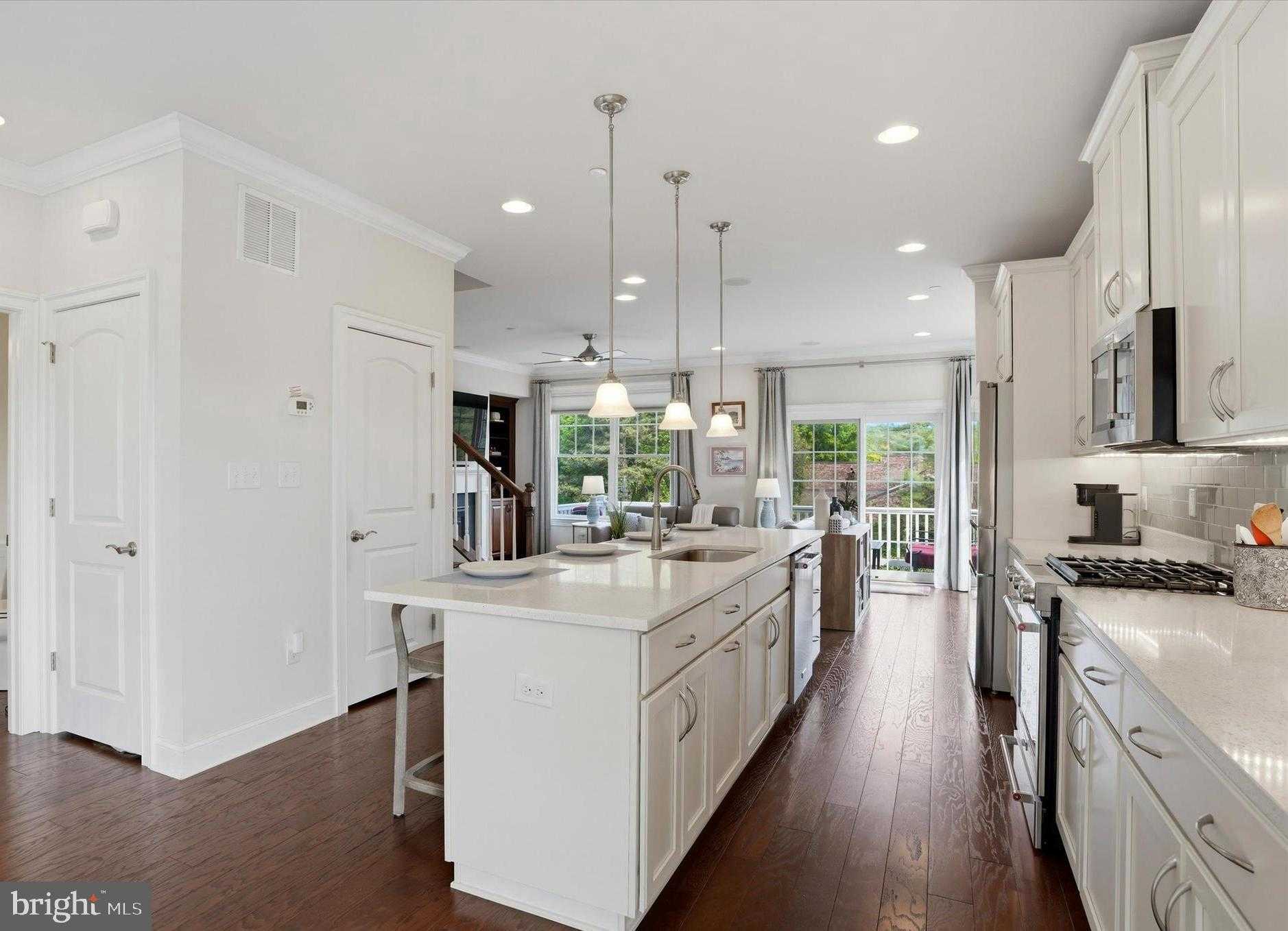 101 Agnes Grace Ln photo 3