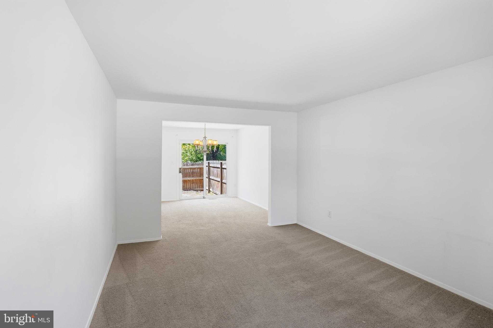 12800 Tumbling Brook Ln photo 9