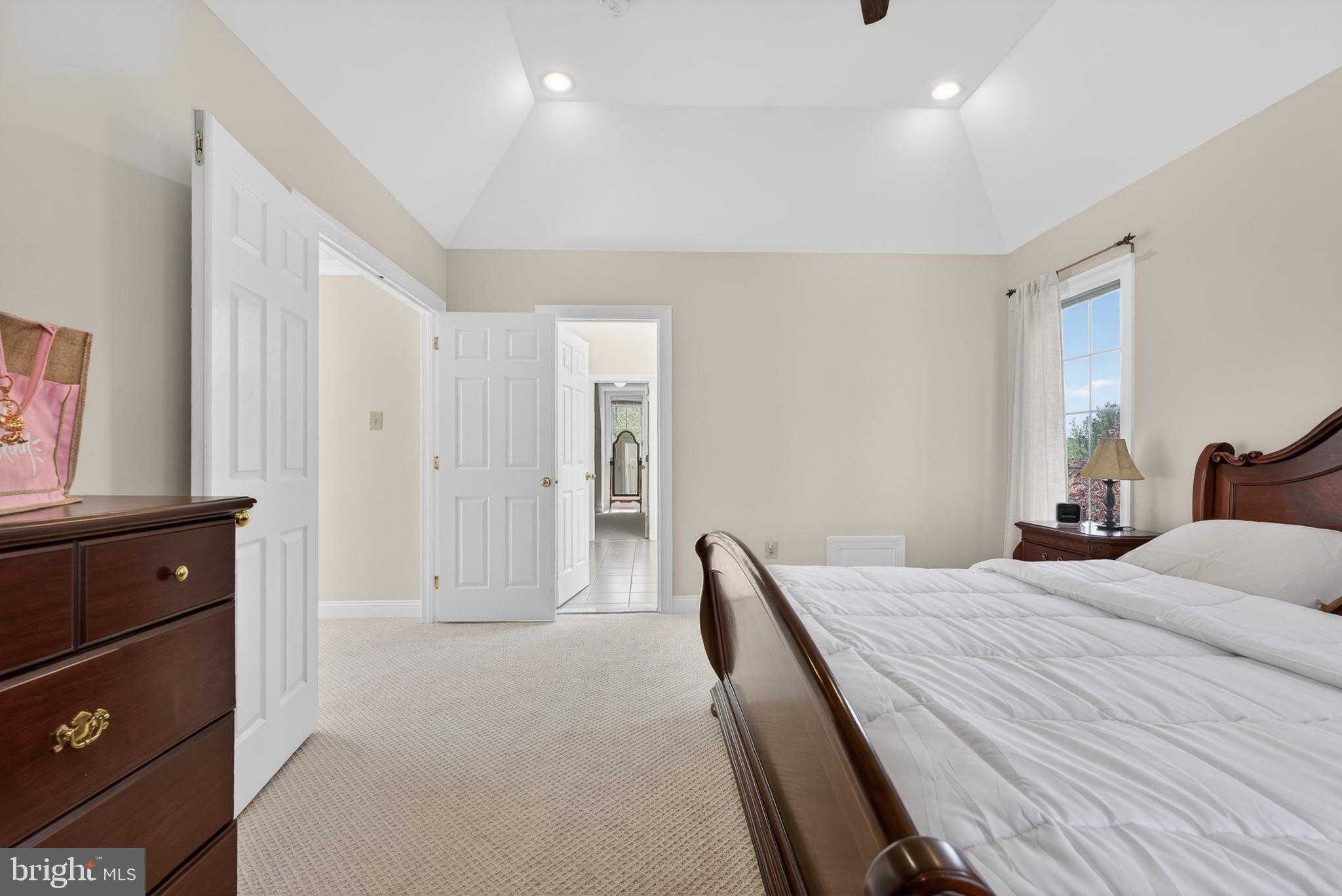 6 Landon Way photo 22