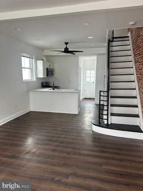 1771 N Dover St photo 2