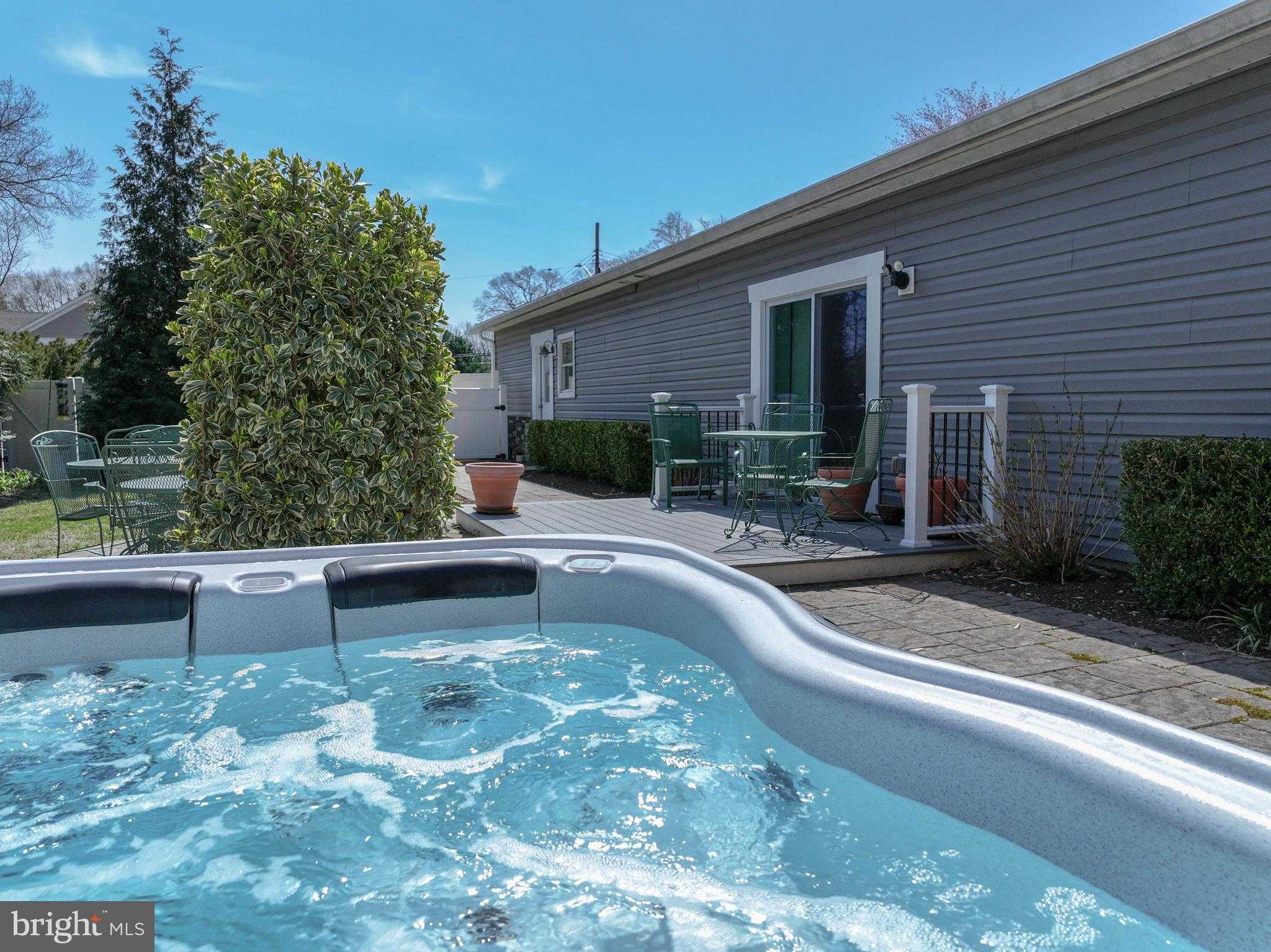 8203 Forest Glen Dr photo 27