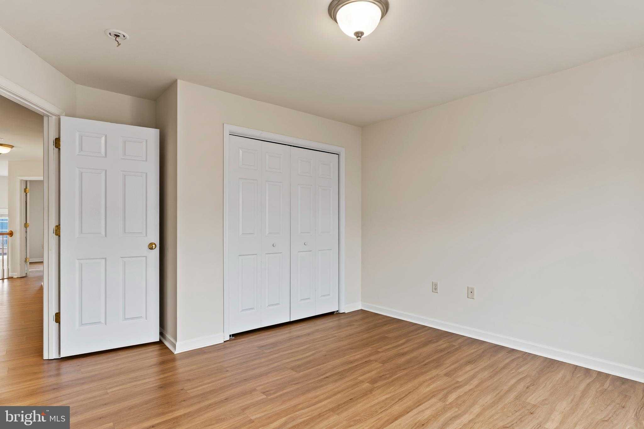 178 Mapleton Dr photo 21