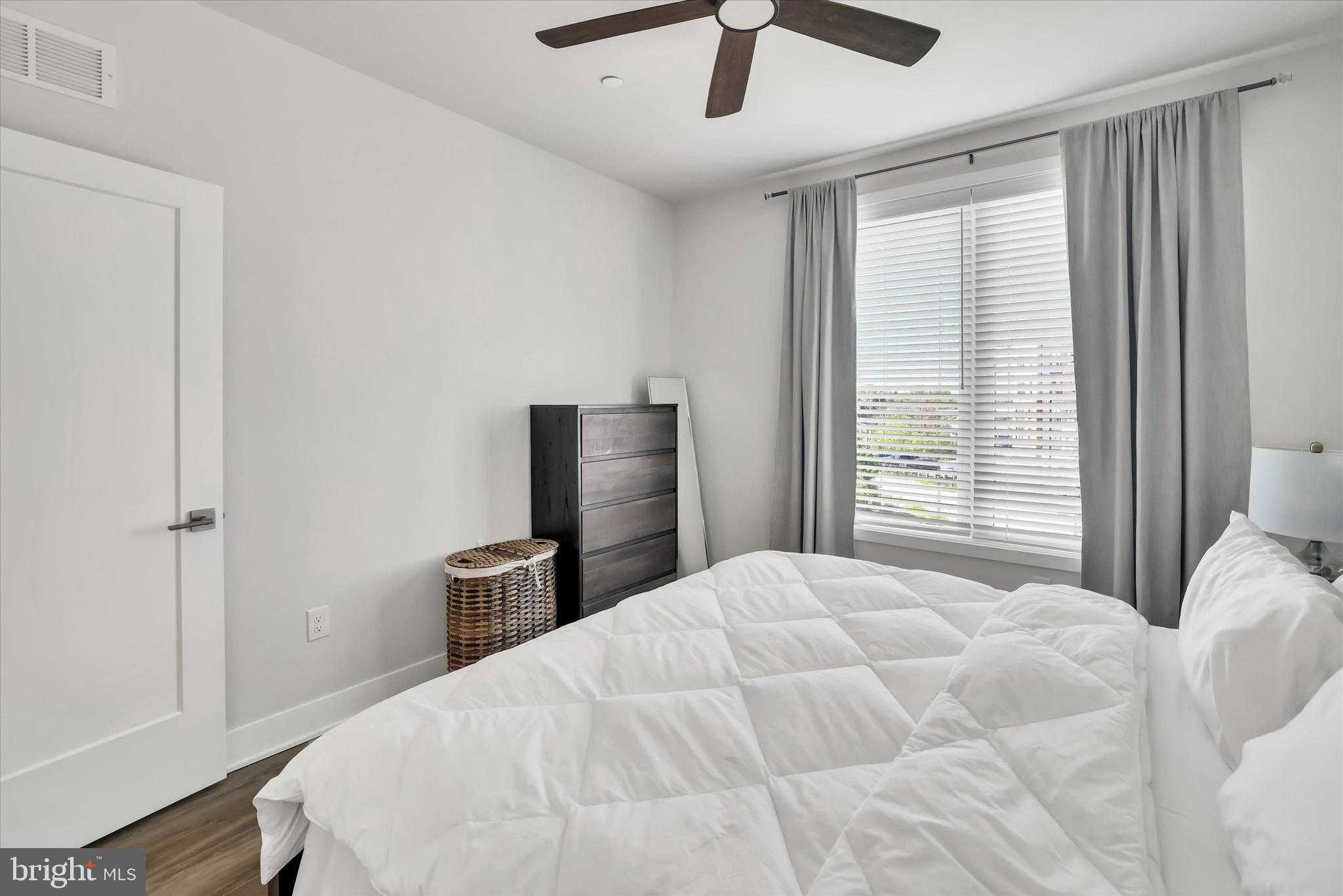 1105 Morton Aly photo 31