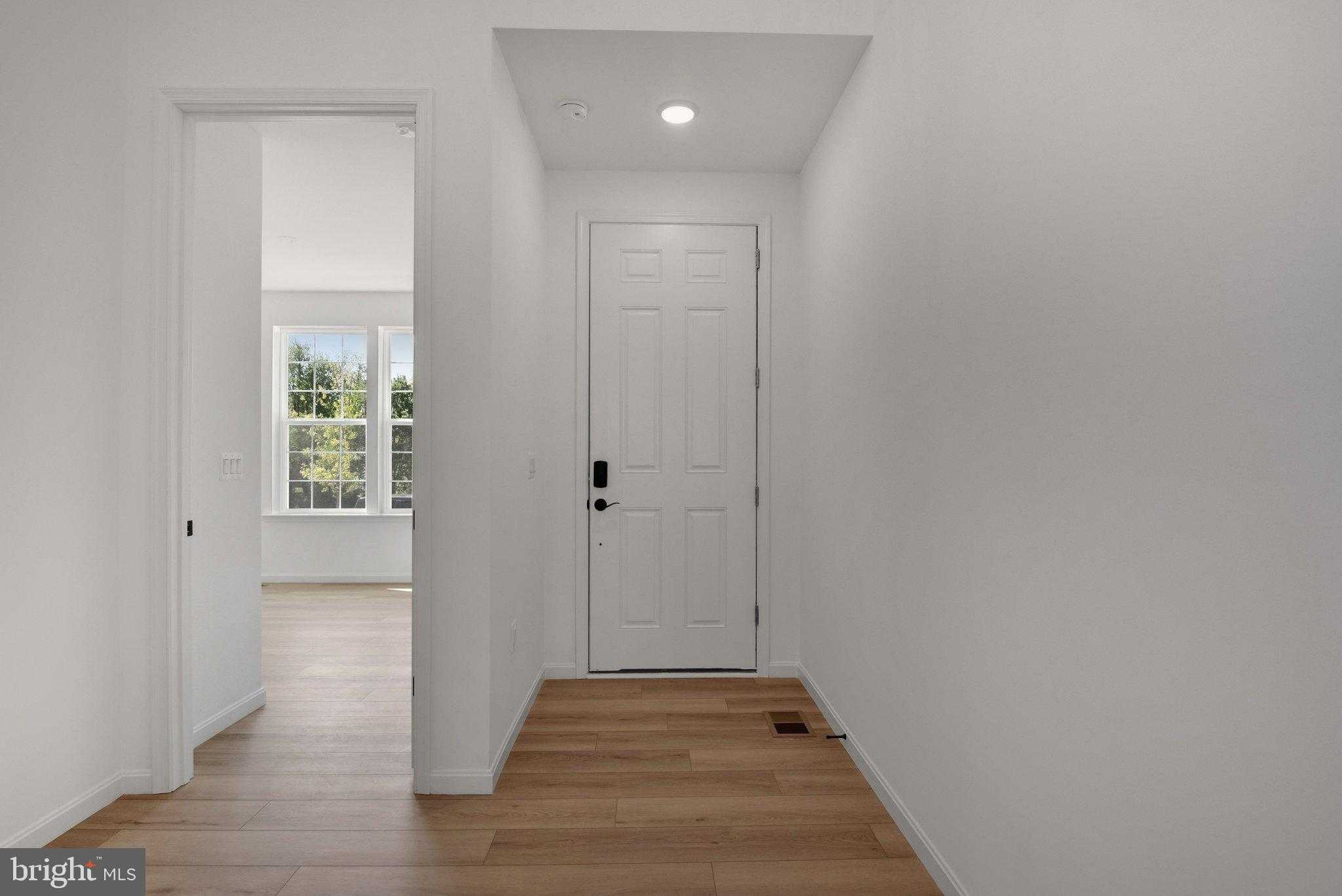 1916 Sunset Ln photo 13